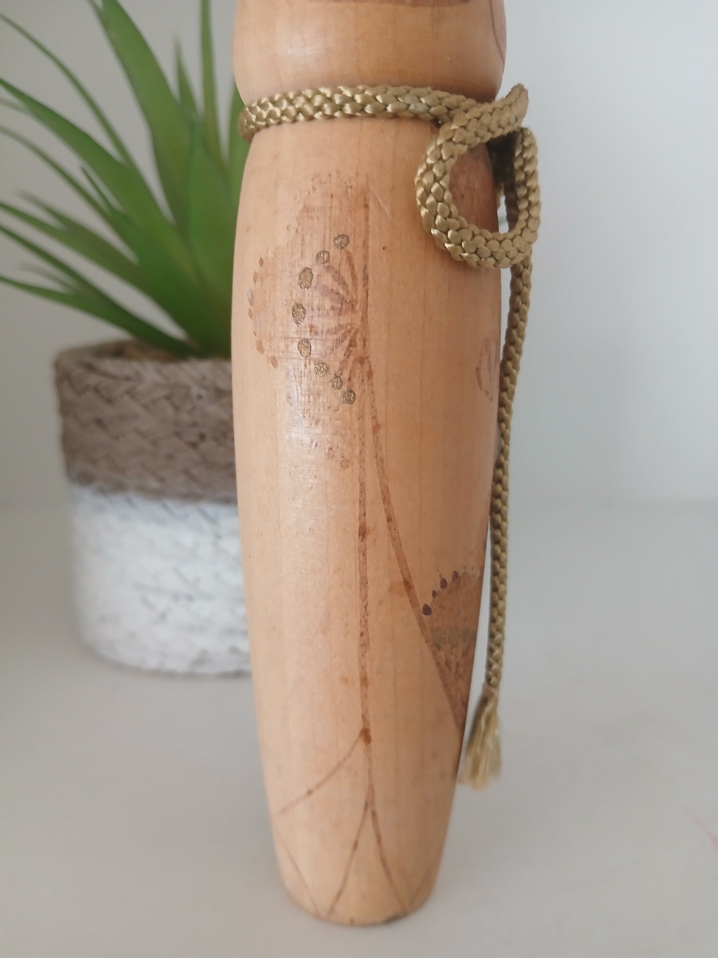Elegant vintage creative kokeshi