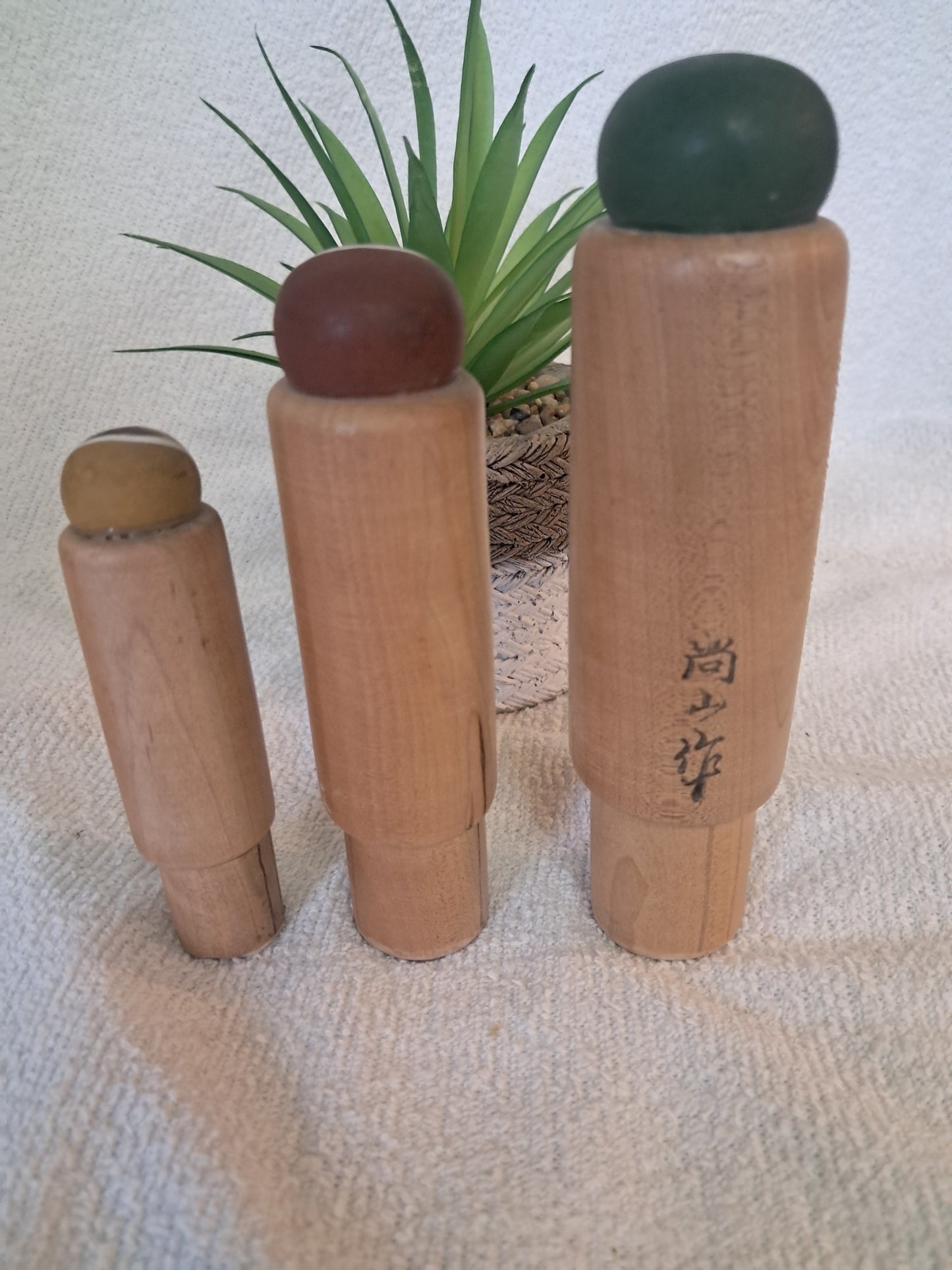 Vintage Sosaku kokeshi by Shozan Shido (1932-1995)