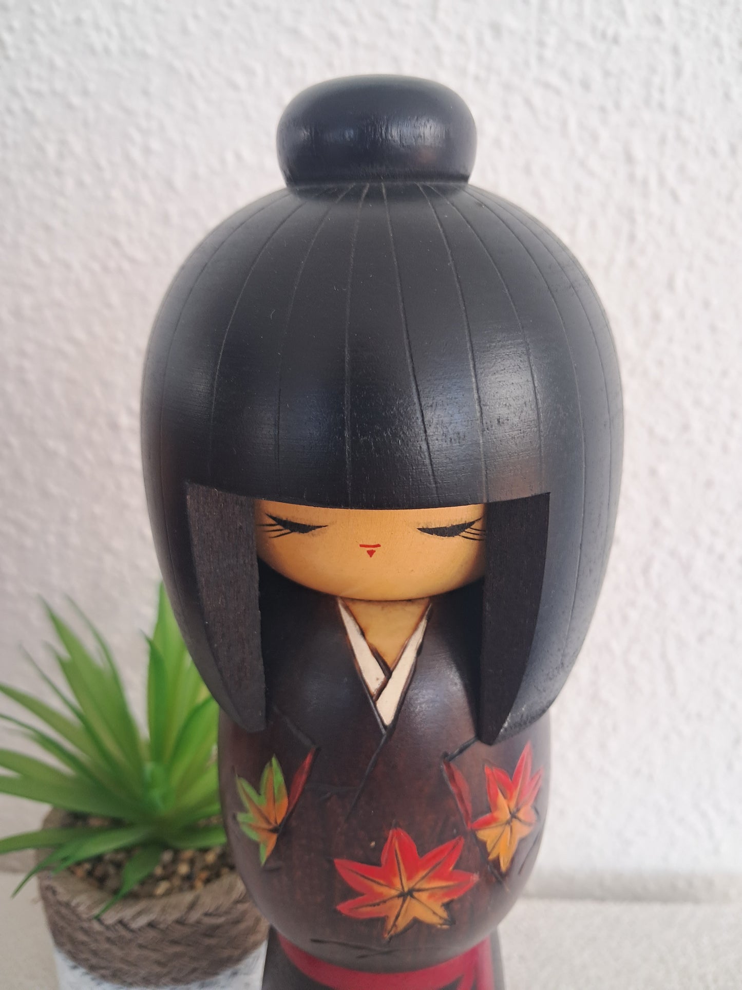 Beautiful creative kokeshi by Kishi Sadao (1932-1998)