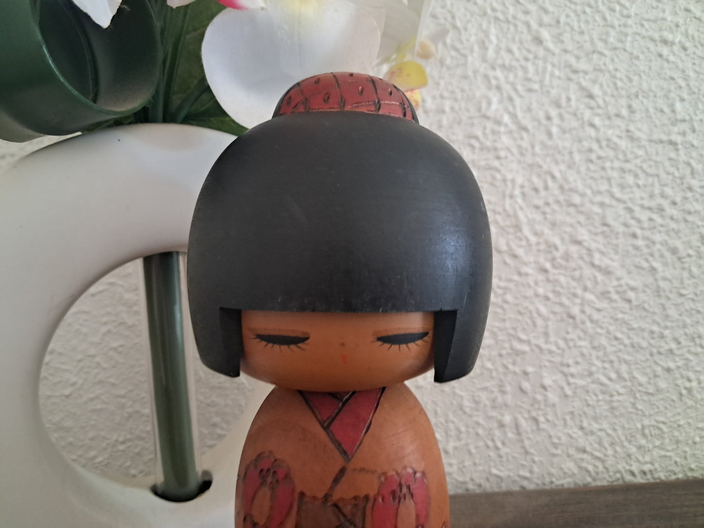 Vintage Gumma kokeshi by Fumio Tomidokoro (1948-)