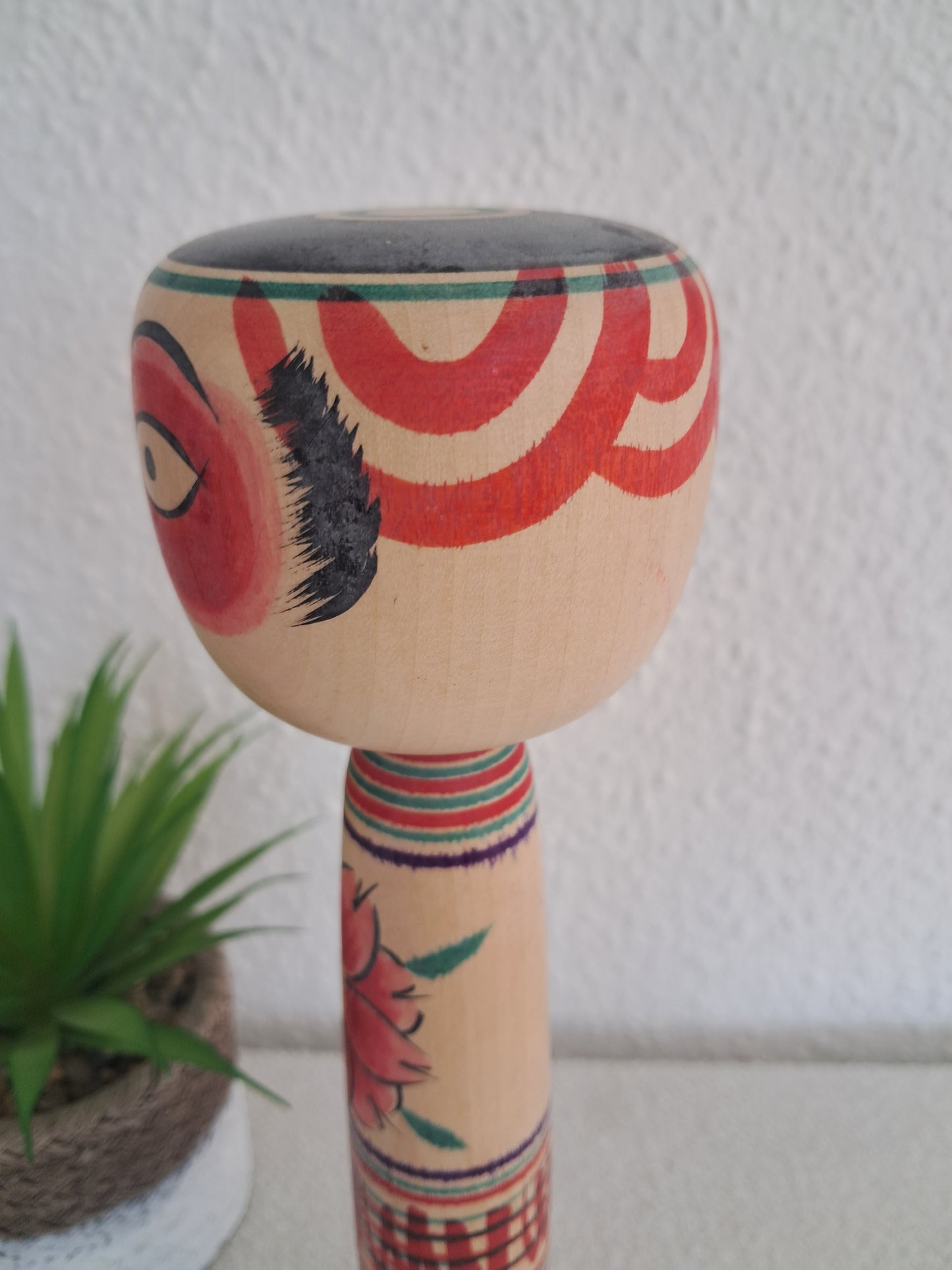 Rare Nakanosawa kokeshi by Seya Koji（1952-)