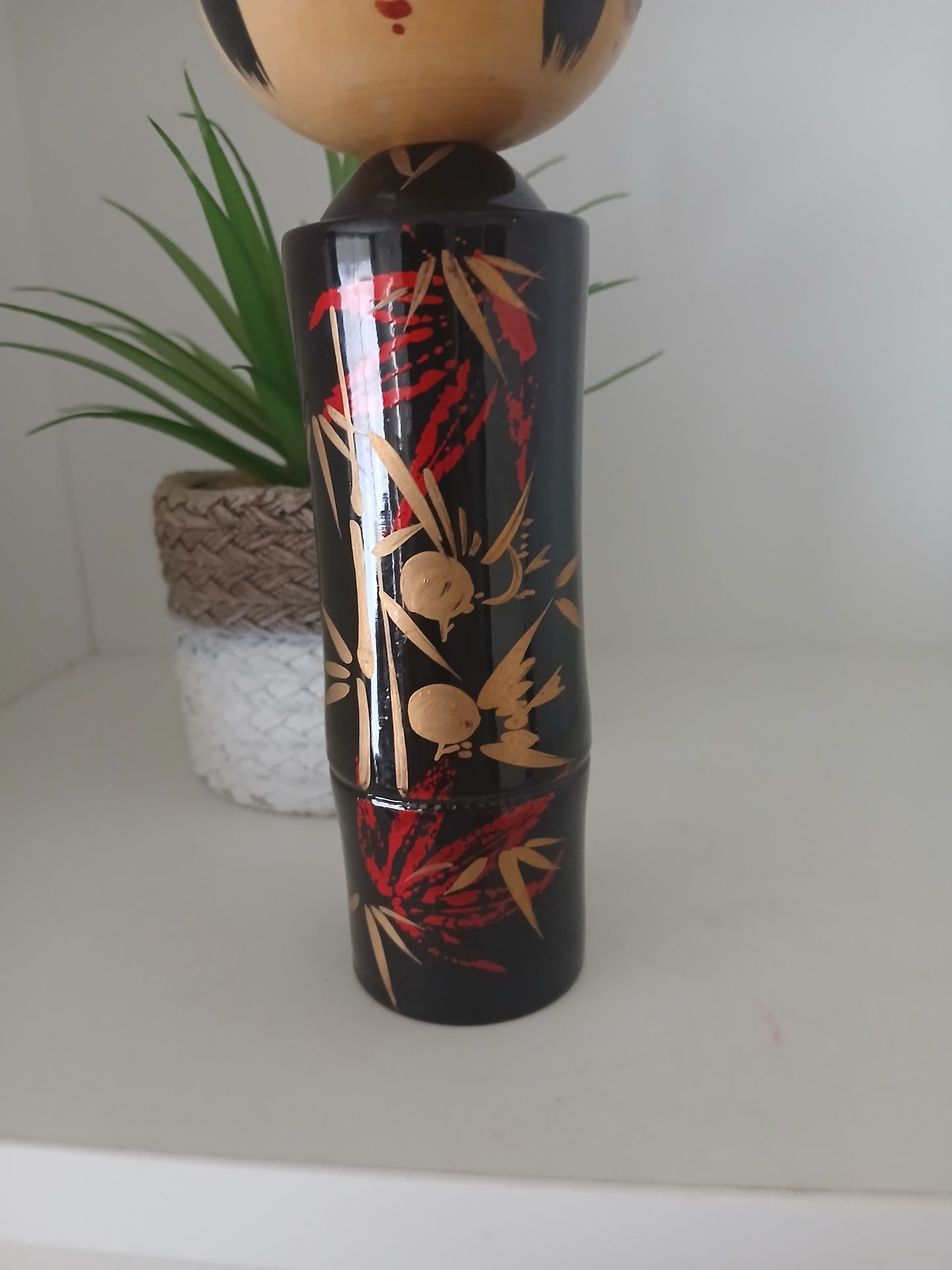 Lovely vintage black lacquer kokeshi by Takahashi Tatsuro