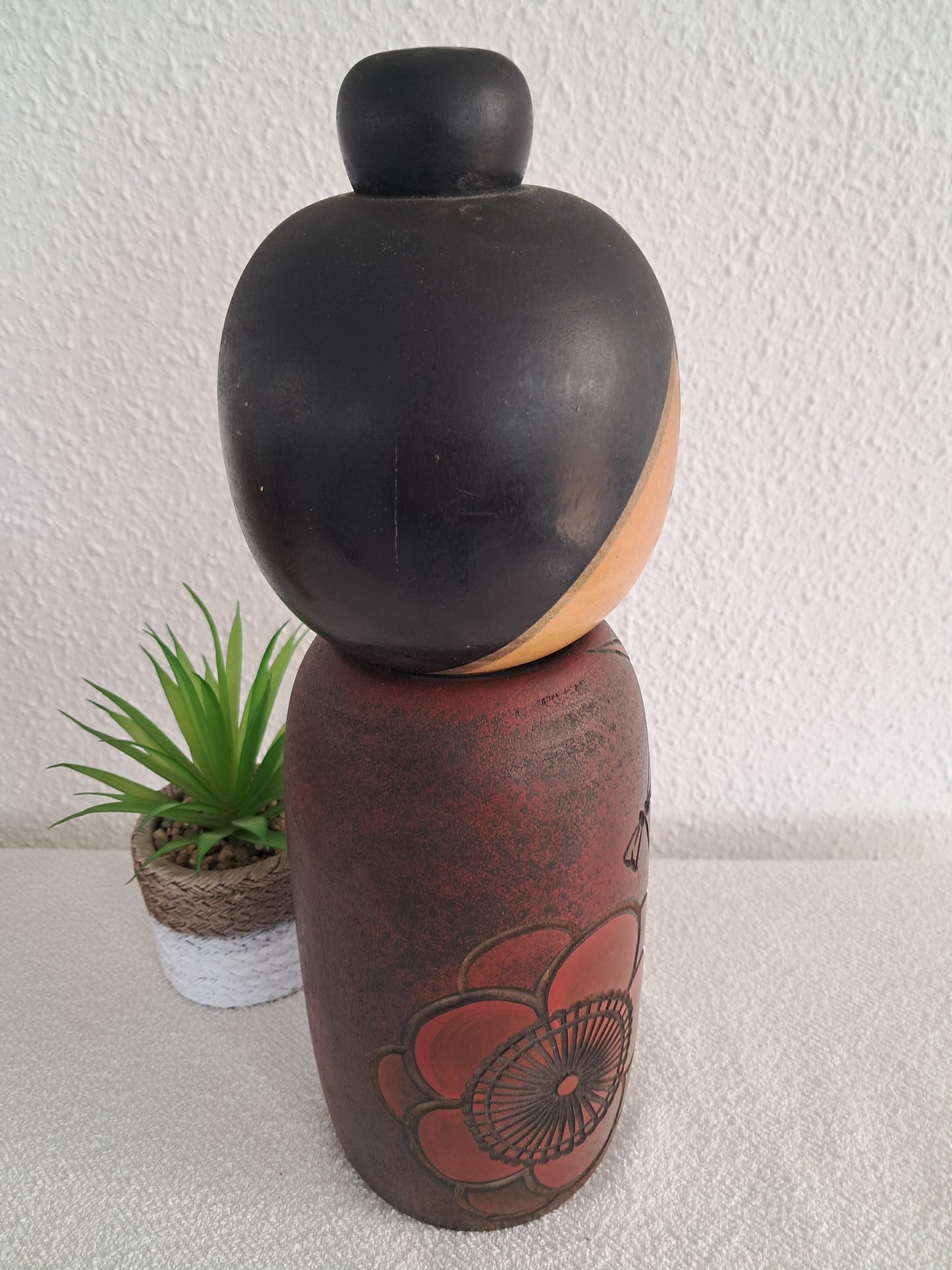 Big and chunky Sosaku kokeshi by Sato koson