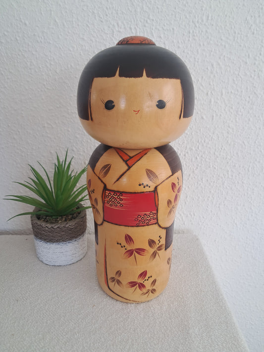 Rare Exclusive creative kokeshi by Kishi Sadao (1932-1998)