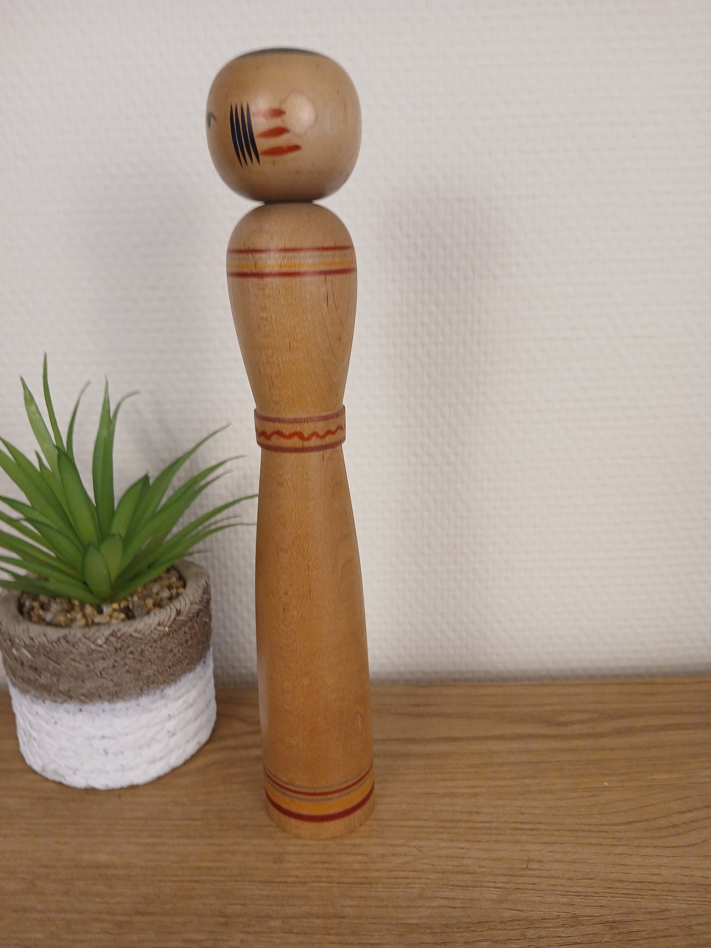 Vintage traditional Nanbu kokeshi by Mori