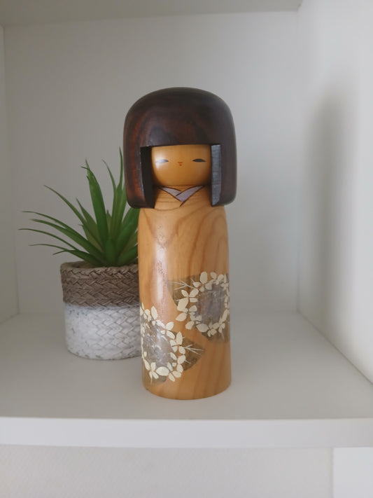 Vintage Gumma kokeshi by Usaburo
