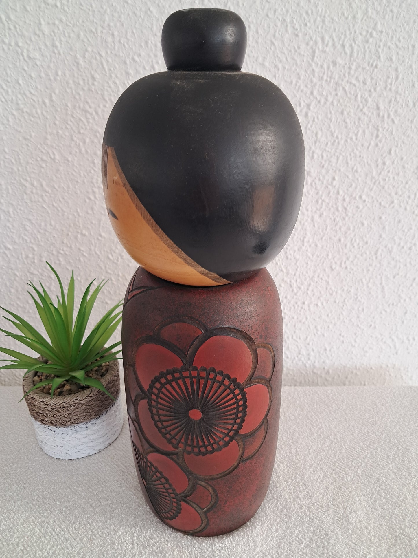 Big and chunky Sosaku kokeshi by Sato koson