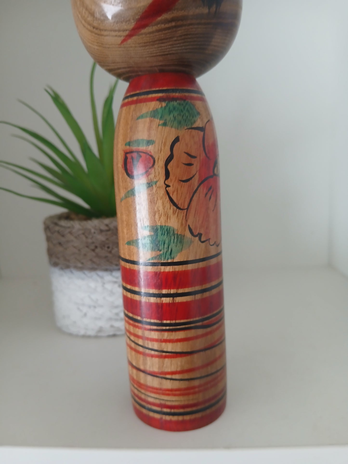 Vintage traditional Nakanosawa kokeshi