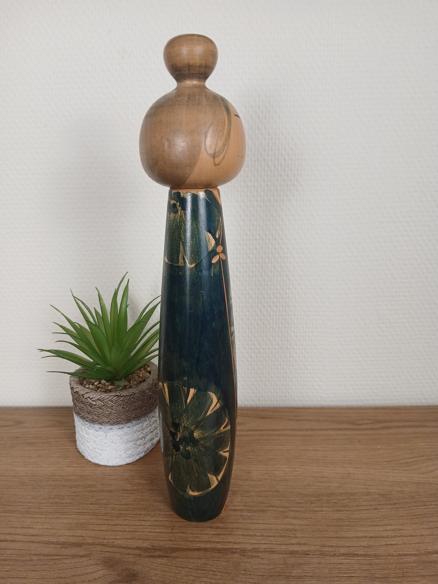 Rare Vintage Sosaku Kokeshi by Issetsu Kuribayashi (1924-2011)