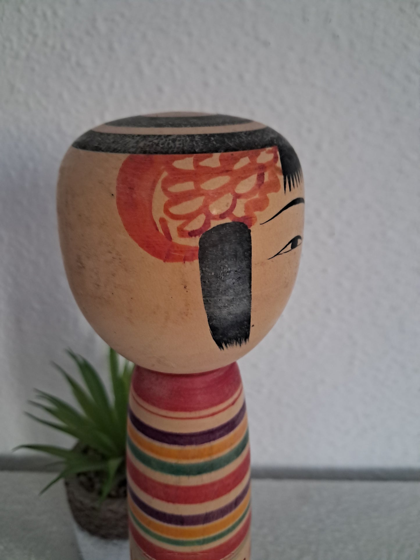 Vintage Traditional Tsuchiyu kokeshi by Abe Ichiro（1925-2000)