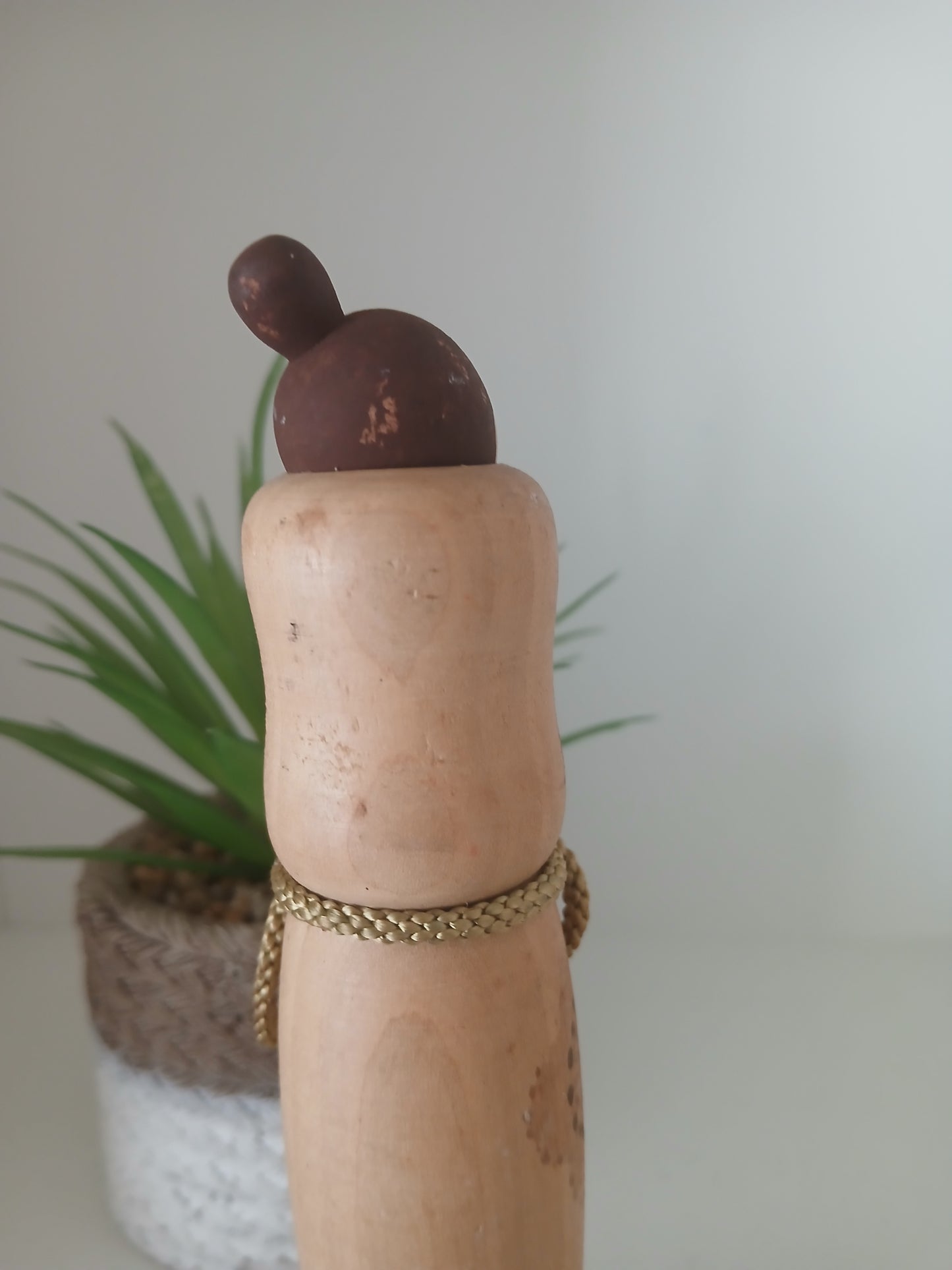 Elegant vintage creative kokeshi