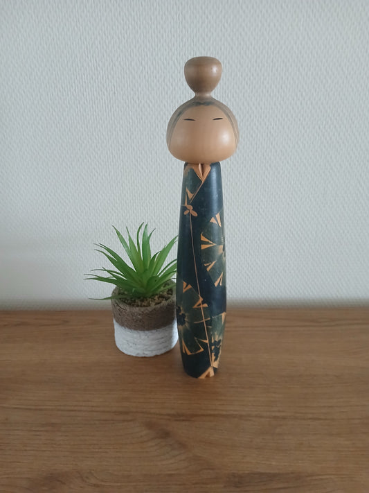 Vintage creative kokeshi by Issetsu Kuribayashi (1924-2011)