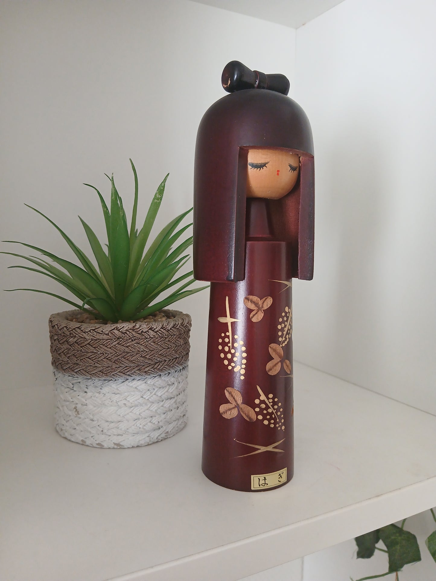Vintage Gumma kokeshi made by Miyashita Hajime (1940-)