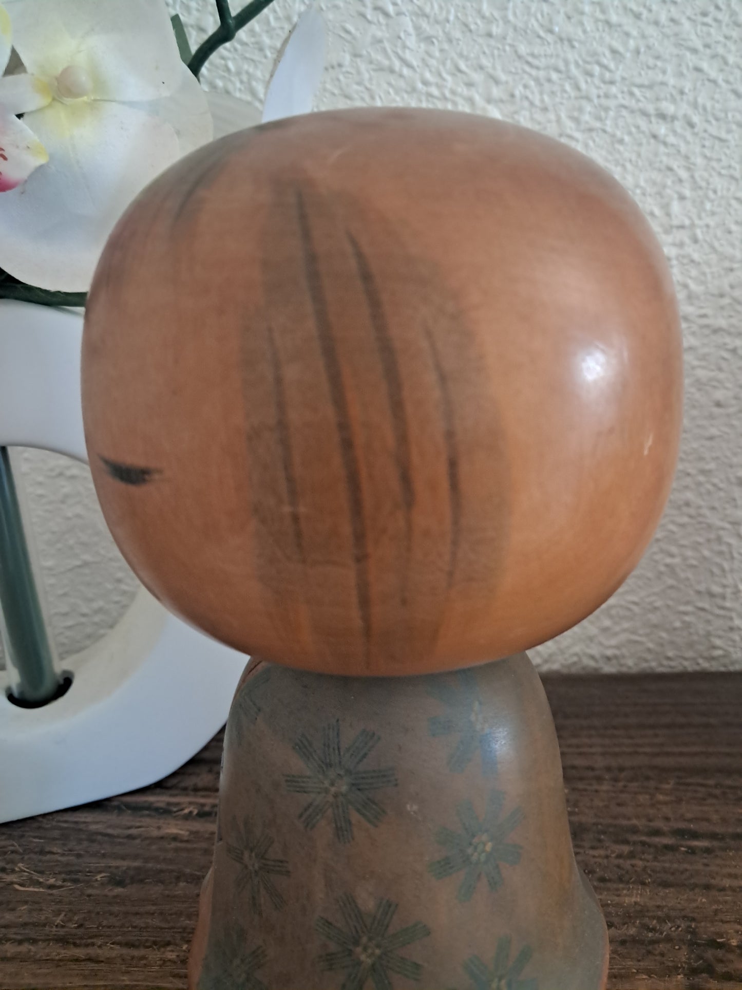 Vintage Sosaku kokeshi by Tsujita Ryozo (1923-)