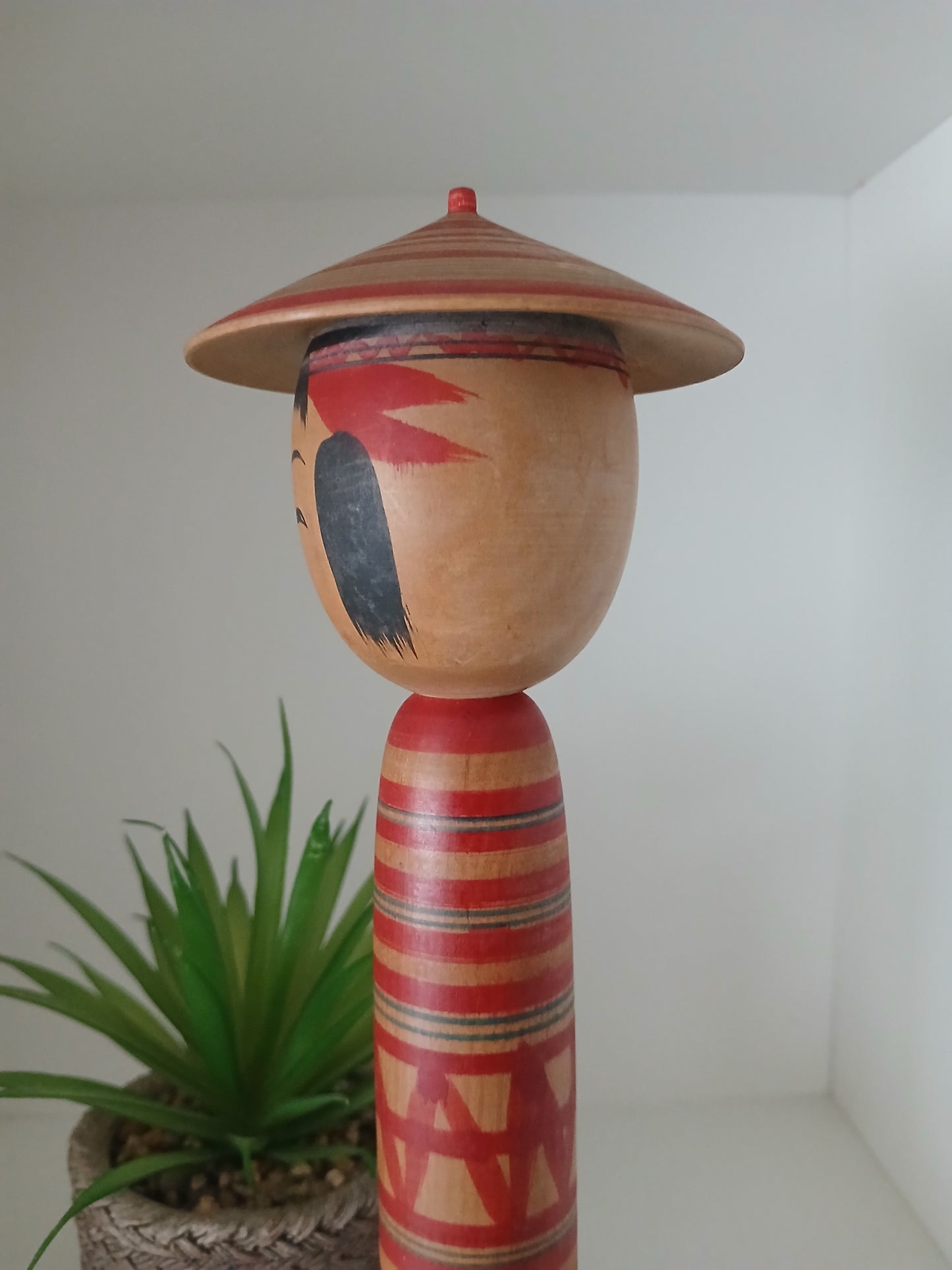 Vintage traditional Tsuchiyu kokeshi by Abe Katsuhide (1924-2000)
