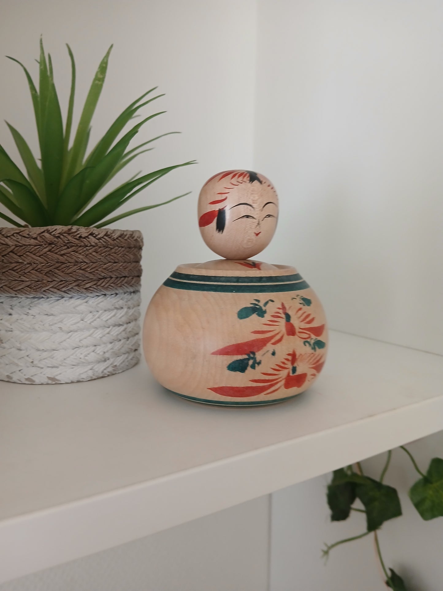 Vintage traditional Ejiko Kokeshi by Masahiro Sato (1938-)