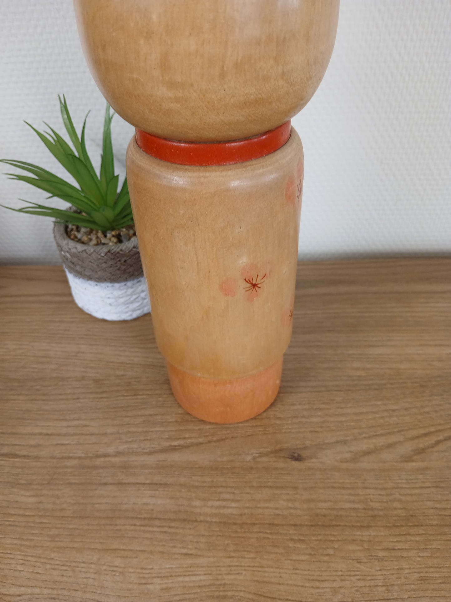 Vintage rare Sosaku Kokeshi made by Hajime Takahashi (1918-2002)