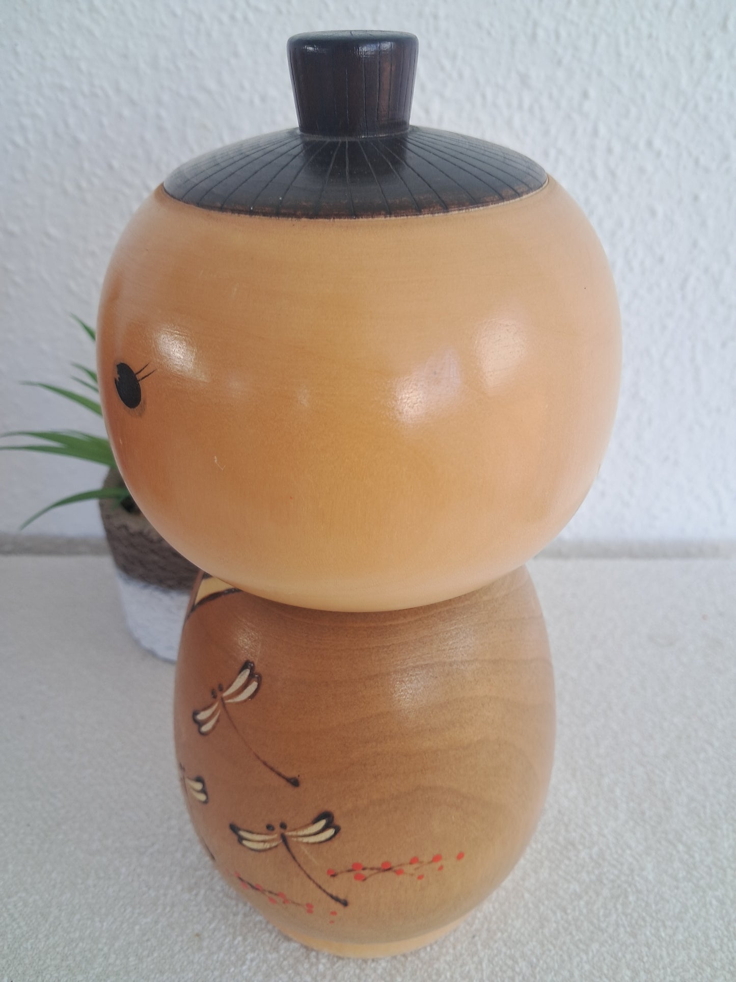 Rare Exclusive creative chunky kokeshi by Kishi Sadao (1932-1998)