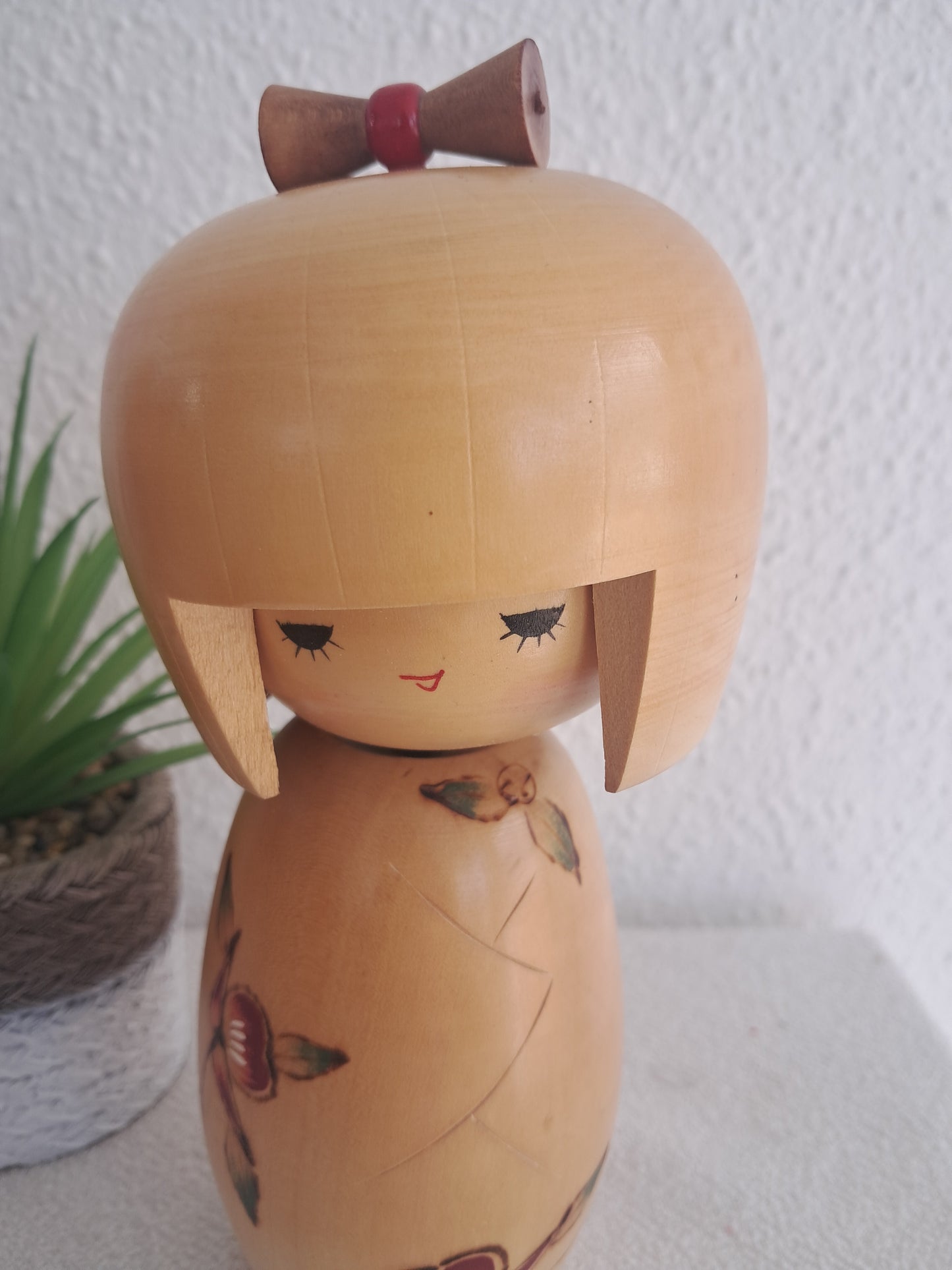 Vintage Sosaku kokeshi by Kishi Sadao (1932-1998)