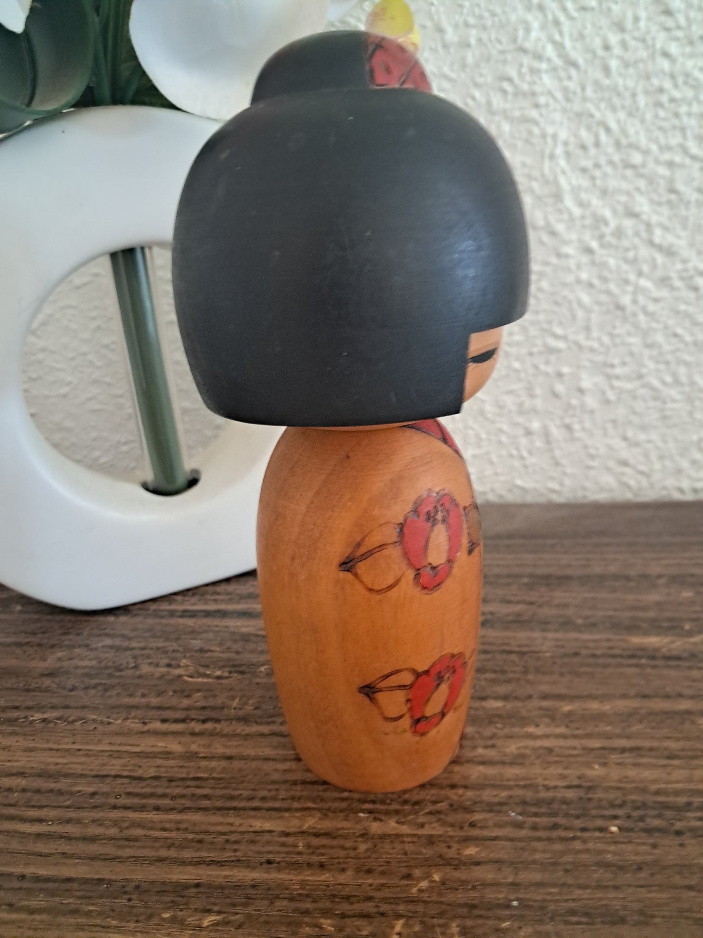 Vintage Gumma kokeshi by Fumio Tomidokoro (1948-)