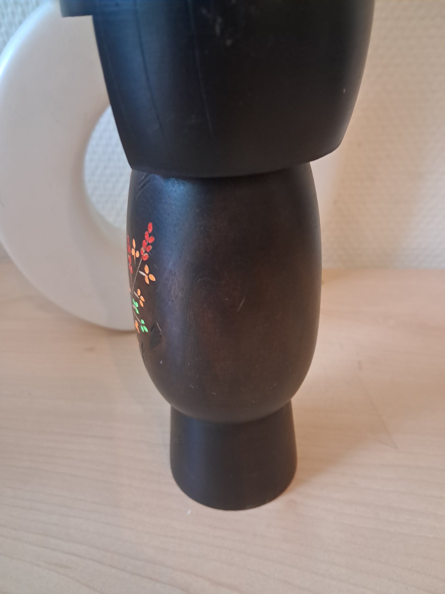 Vintage Sosaku kokeshi by Kishi Sadao (1932-1998)