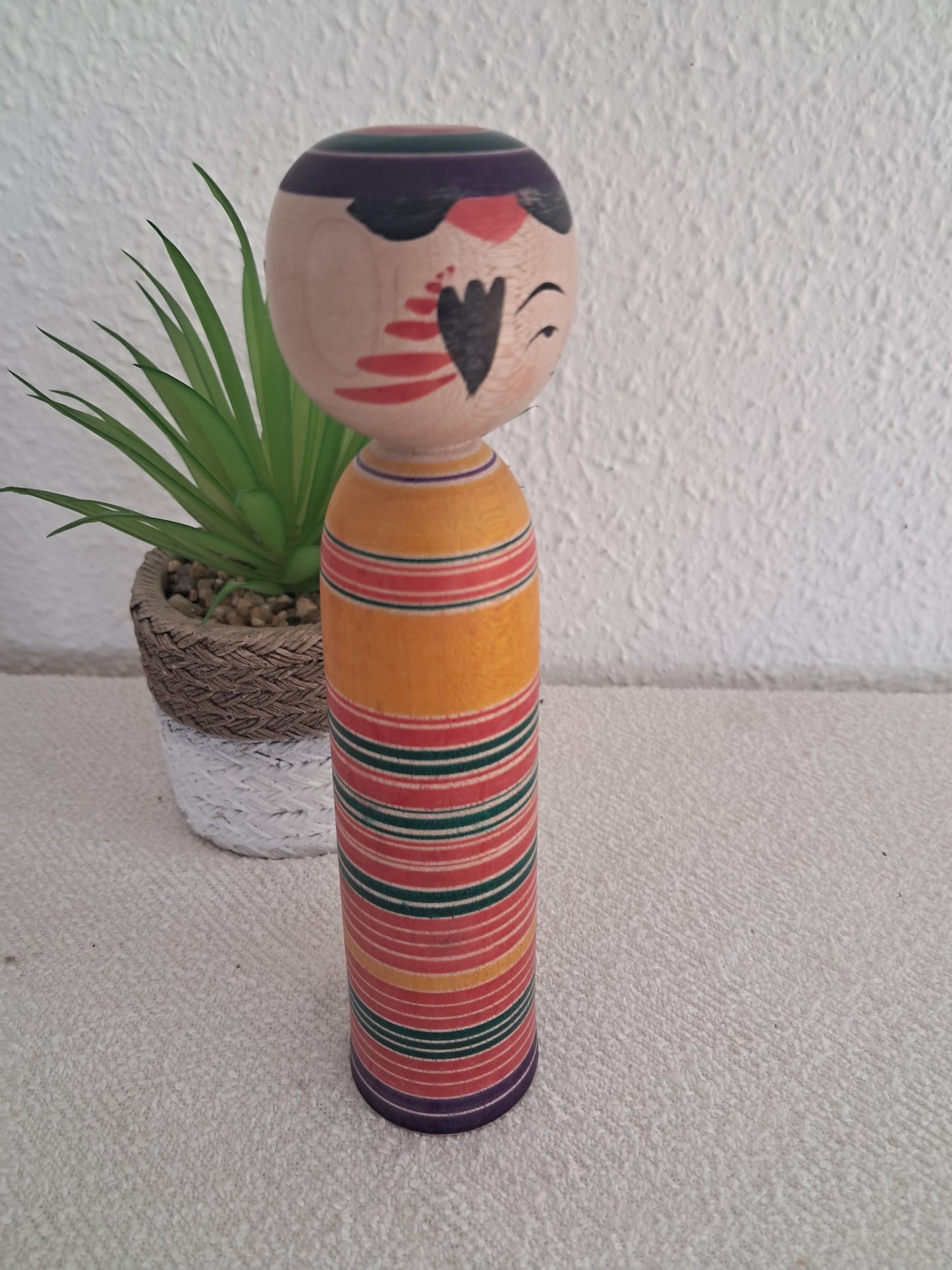 Beautiful Yajiro kokeshi by Sato Seiko（1947～）