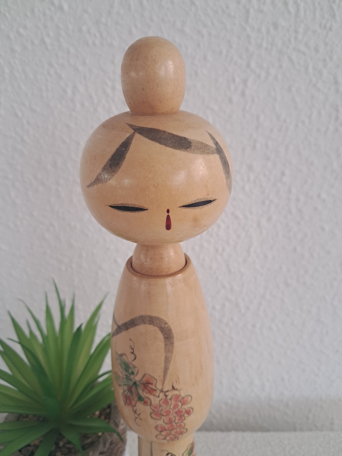 Vintage Sosaku kokeshi by Koshi