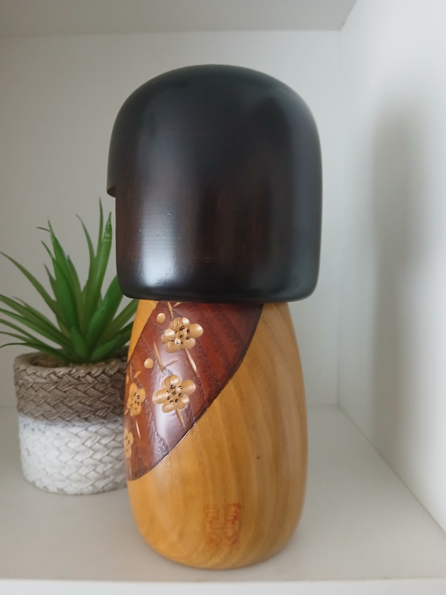 Vintage Gumma kokeshi by Usaburo