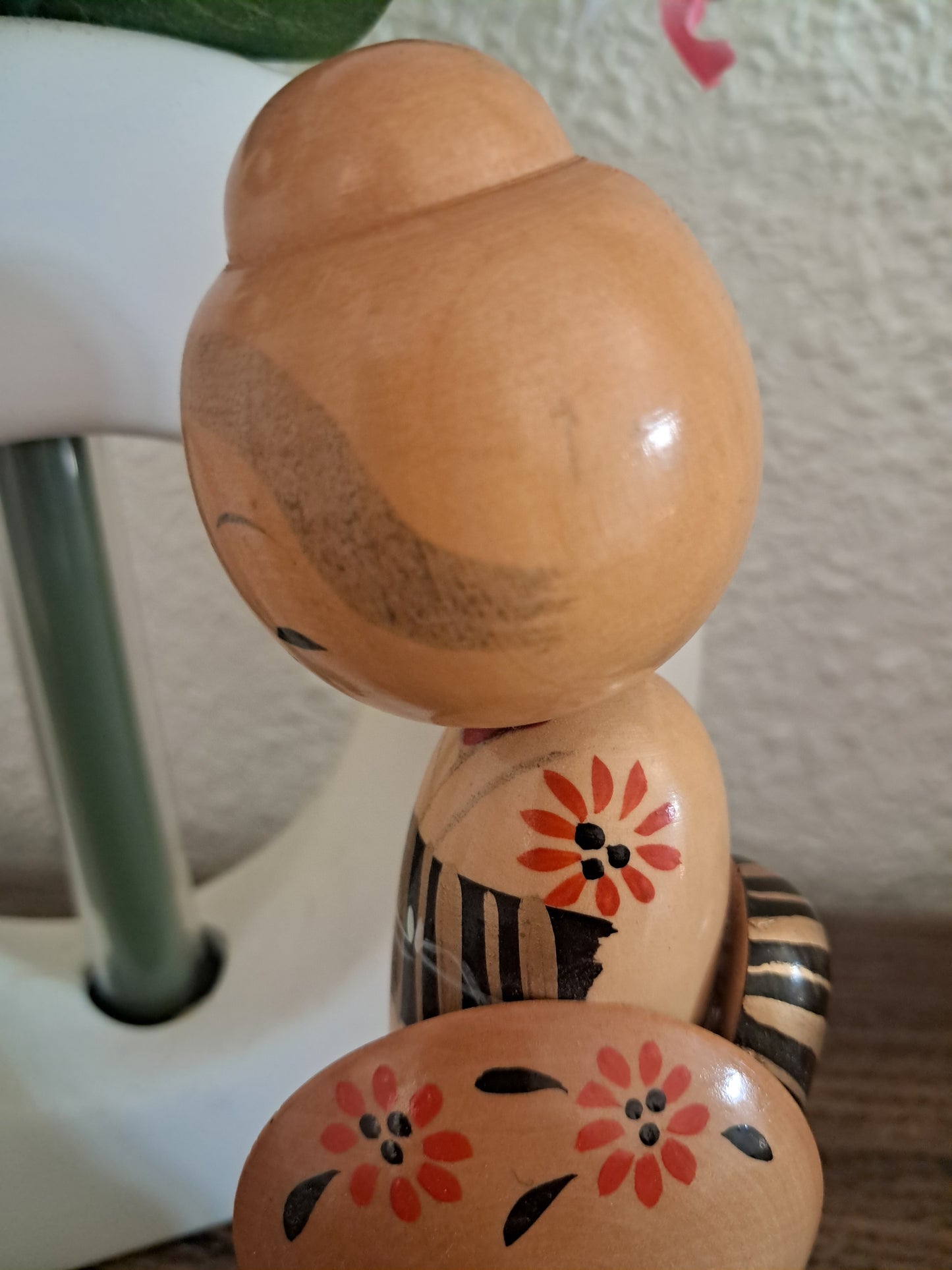 Vintage Sosaku kokeshi by Sadao Kishi (1932-1998)