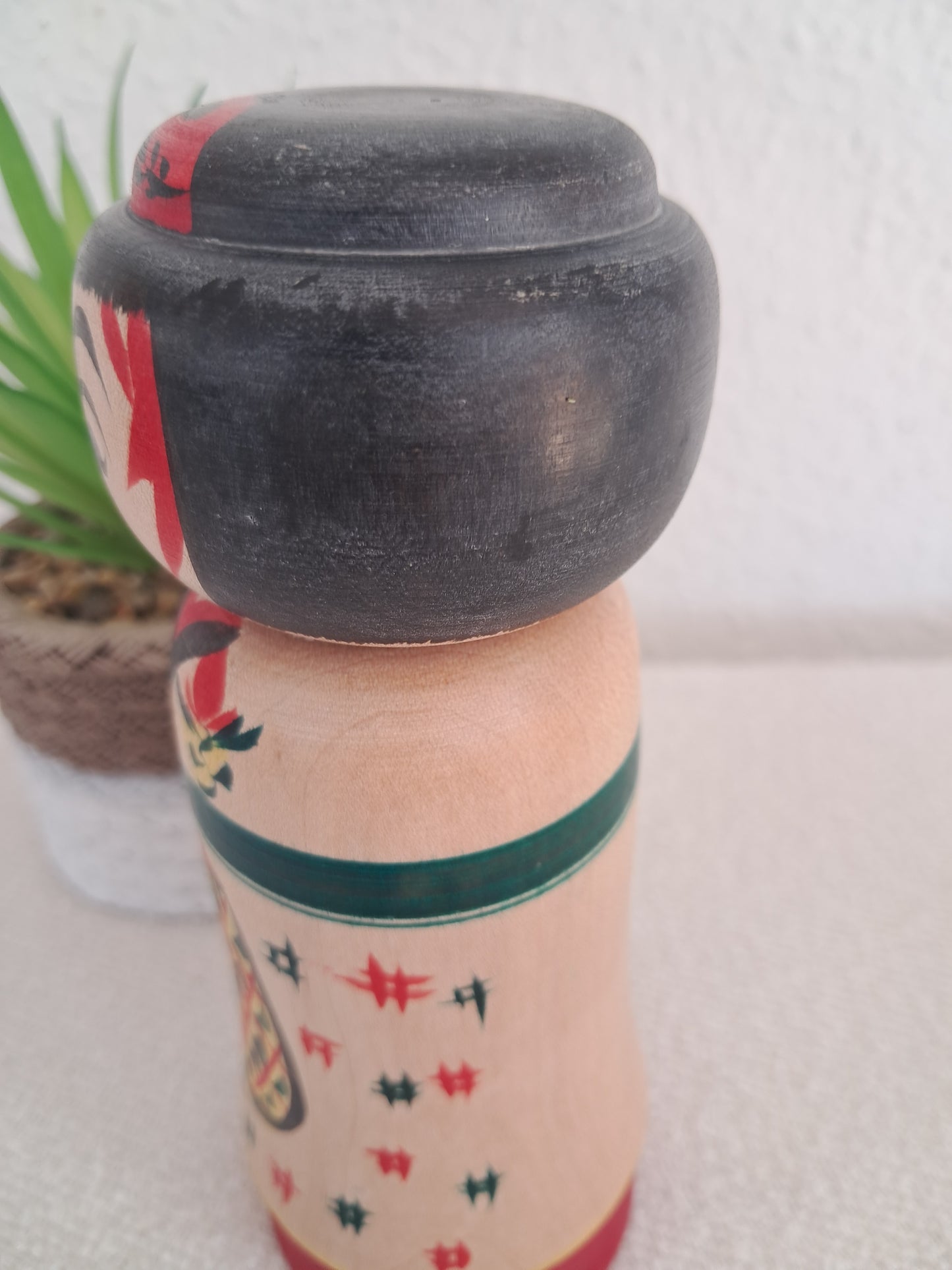 Vintage traditional Zao-Takayu  kokeshi by Abe Shinya (1937-)