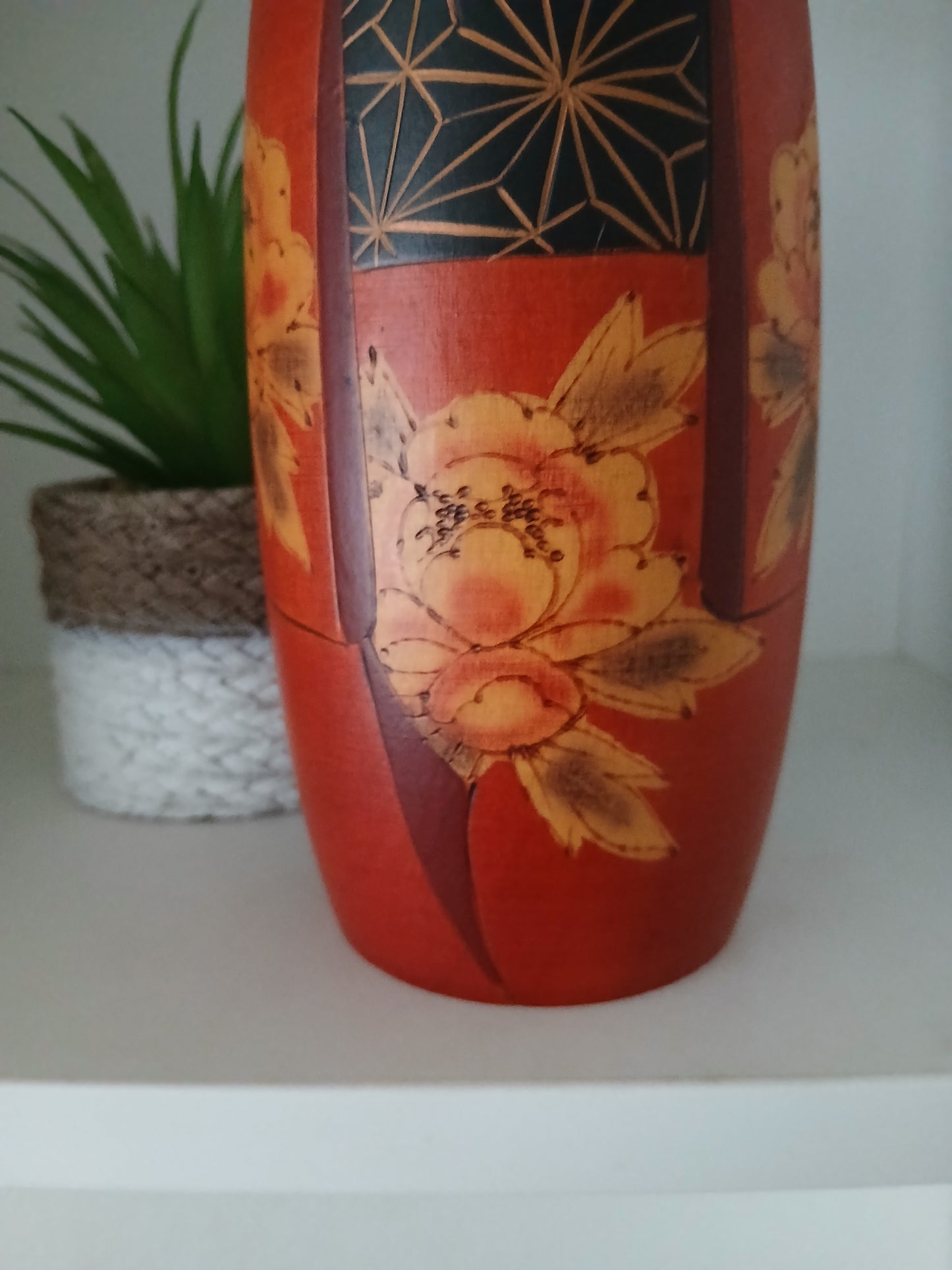 Vintage Sosaku Kokeshi made by Sato Suigai (1920-)