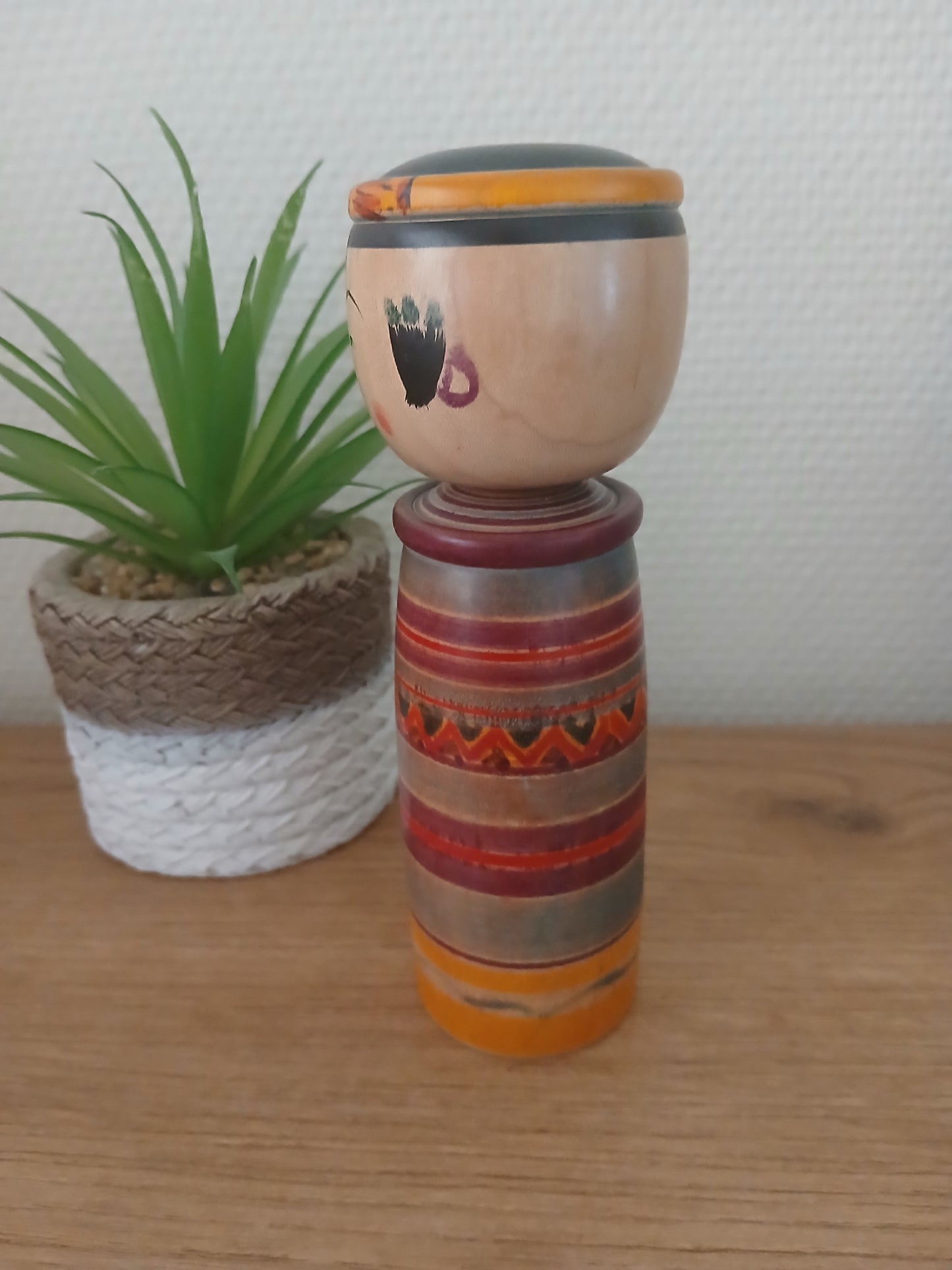 Vintage traditional Yajiro Kokeshi doll by Seikou Sato