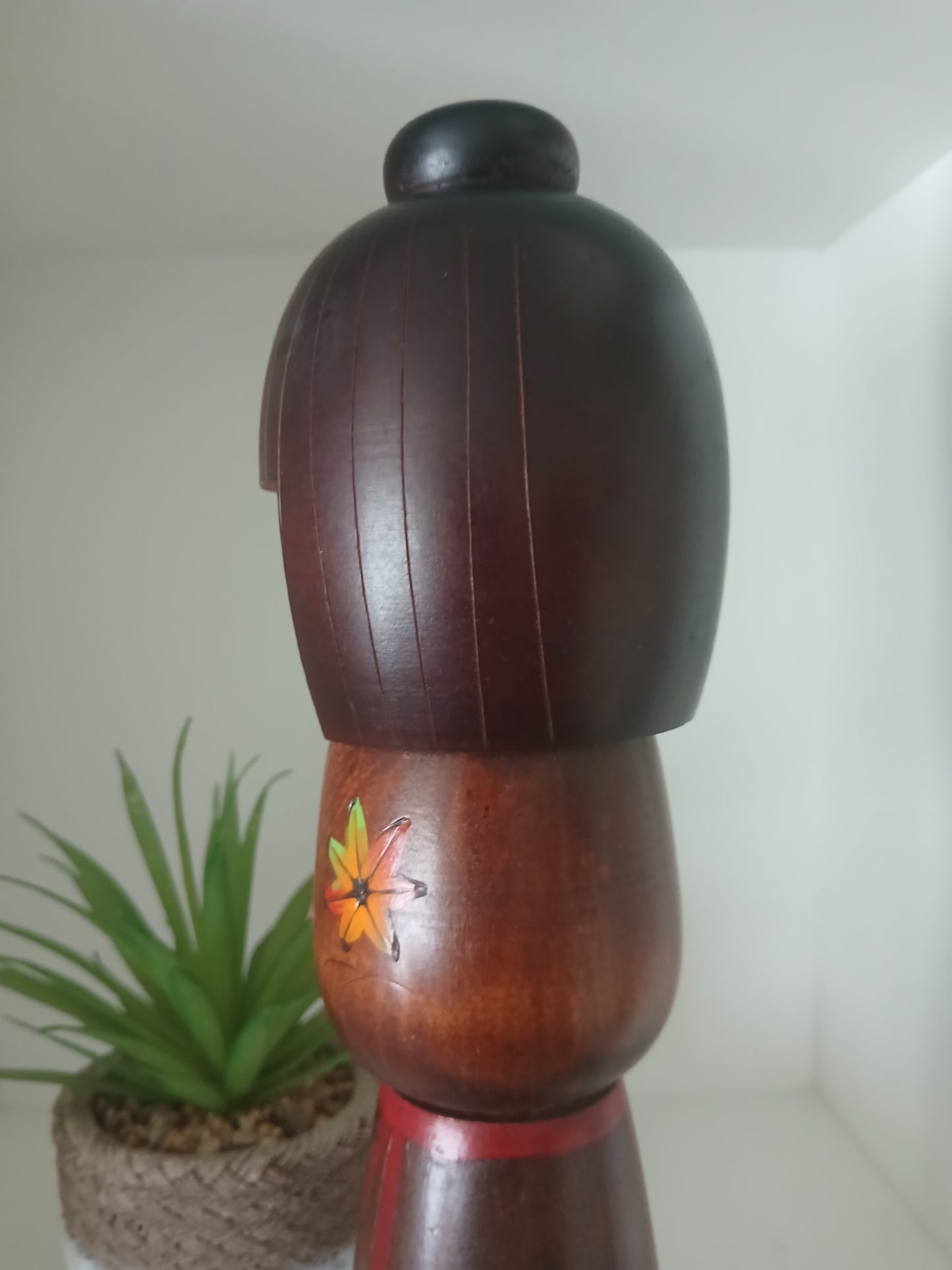 Beautiful creative kokeshi by Kishi Sadao (1932-1998)