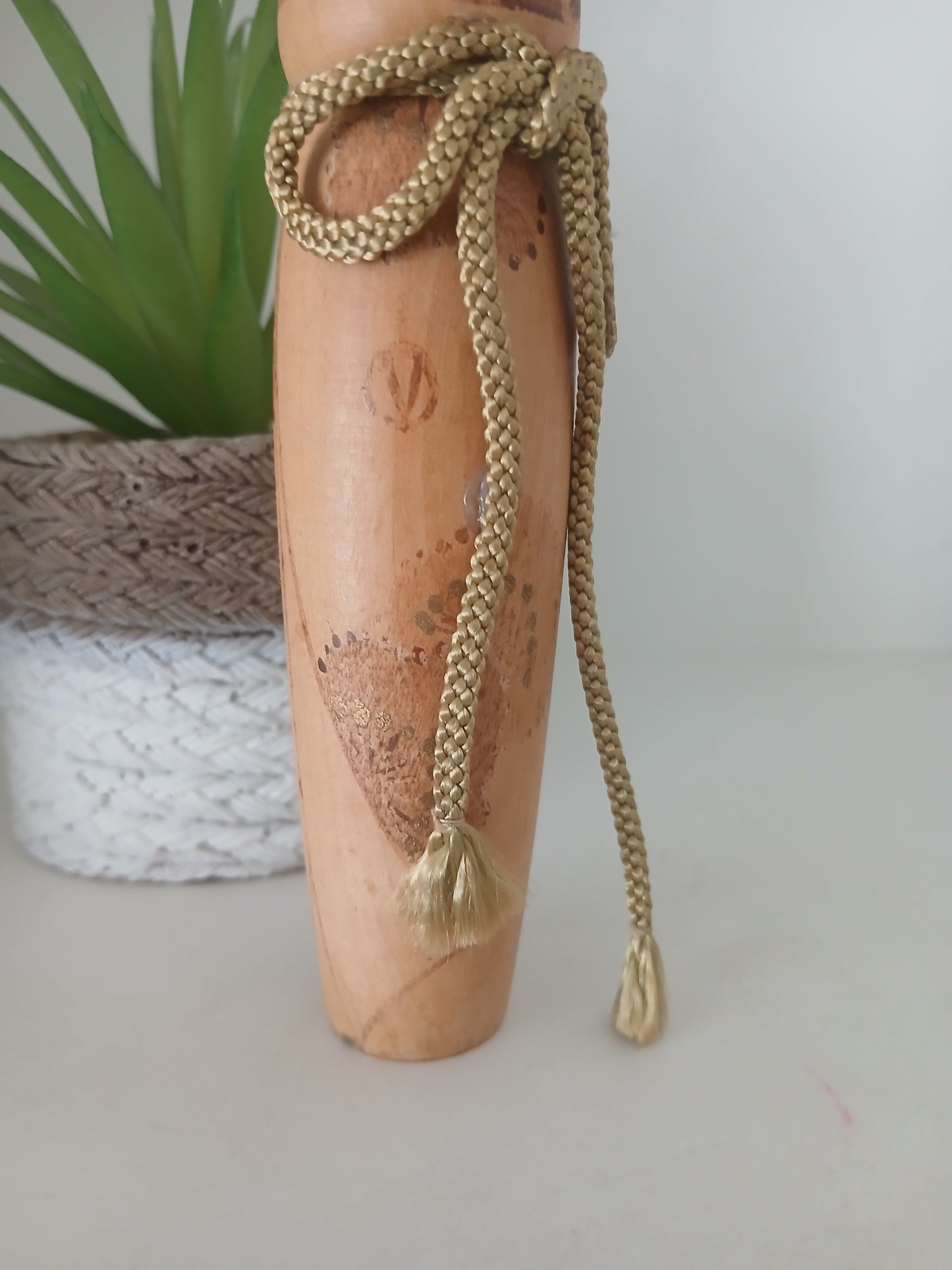 Elegant vintage creative kokeshi