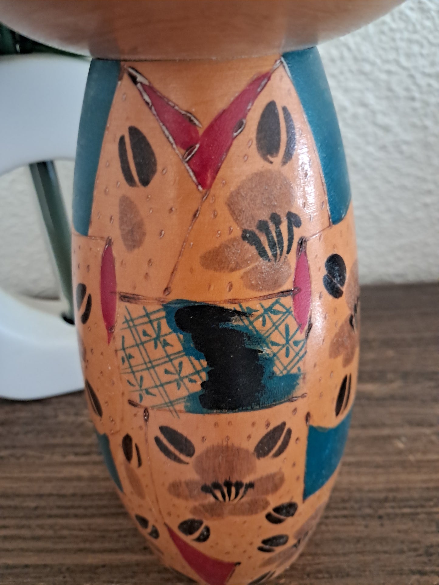 Big chunky vintage Sosaku kokeshi by Mitsuo