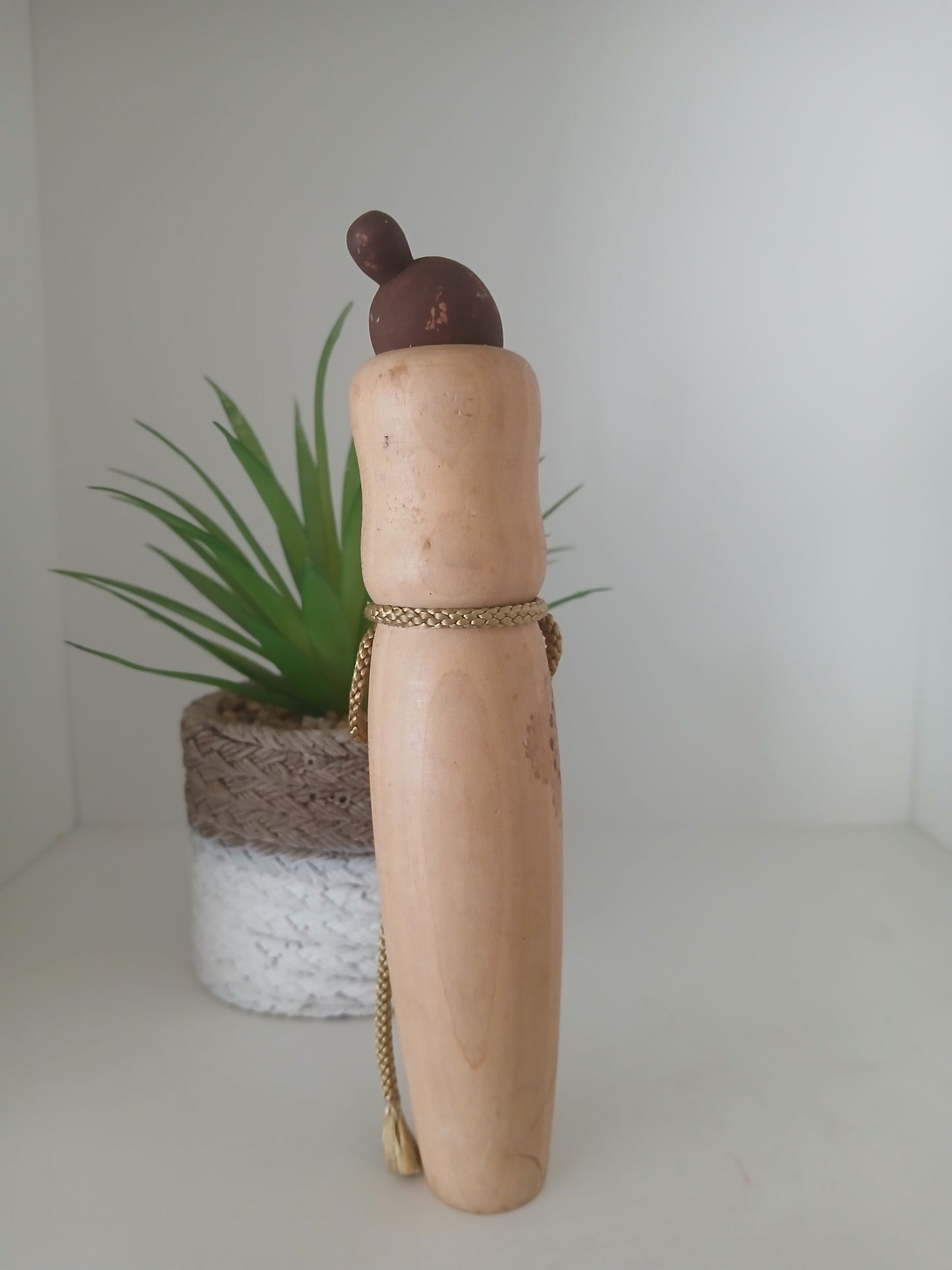 Elegant vintage creative kokeshi