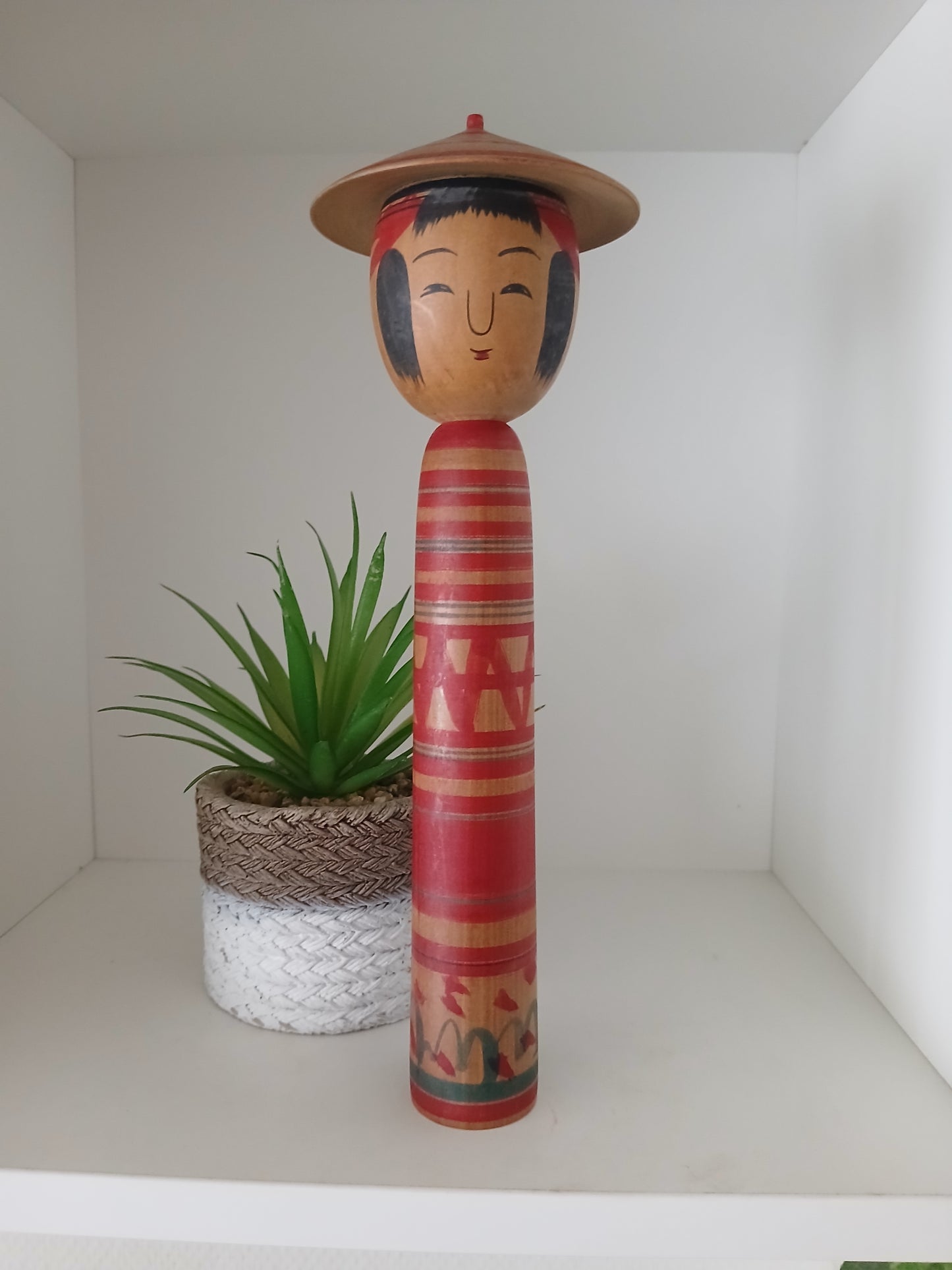 Vintage traditional Tsuchiyu kokeshi by Abe Katsuhide (1924-2000)