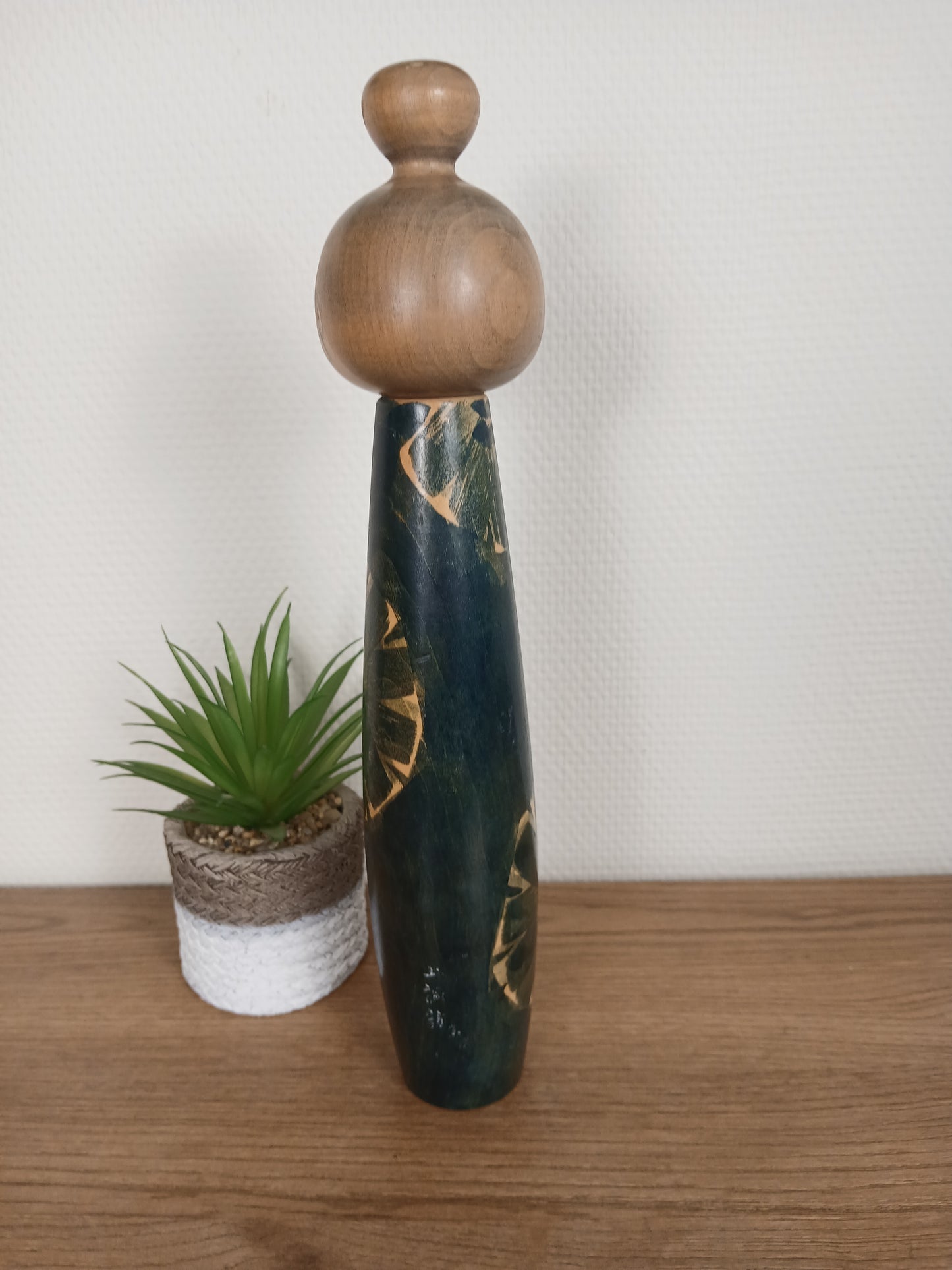 Rare Vintage Sosaku Kokeshi by Issetsu Kuribayashi (1924-2011)