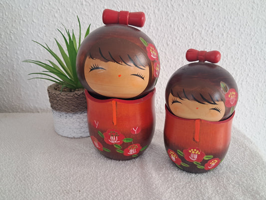 Beautiful set Sosaku kokeshi by Chie Tamura