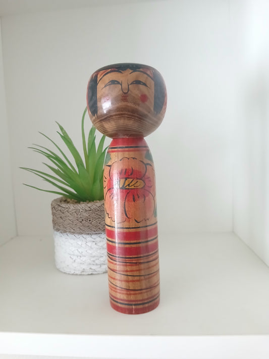 Vintage traditional Nakanosawa kokeshi