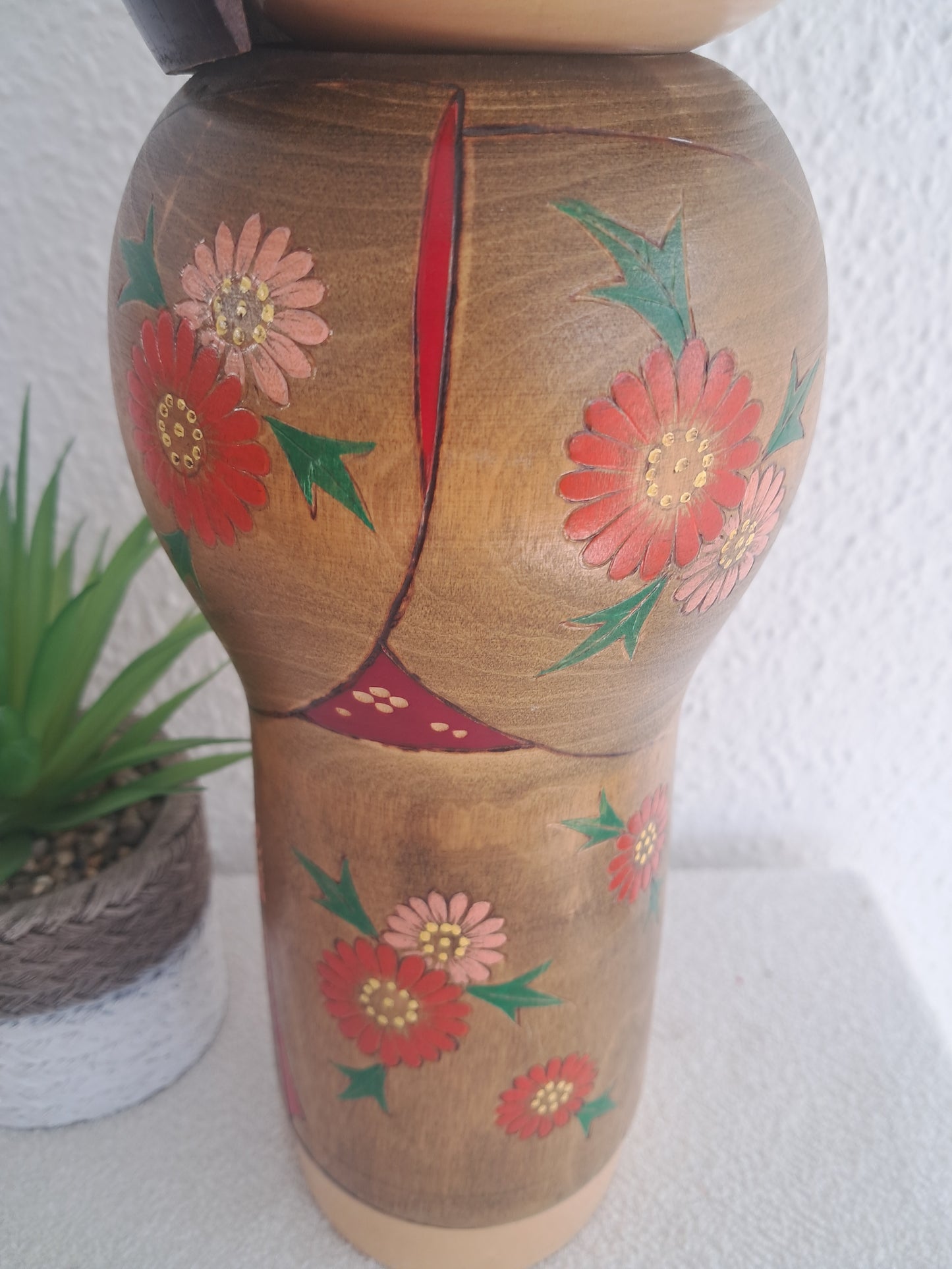 Rare Exclusive creative kokeshi by Kishi Sadao (1932-1998) - XL 35cm