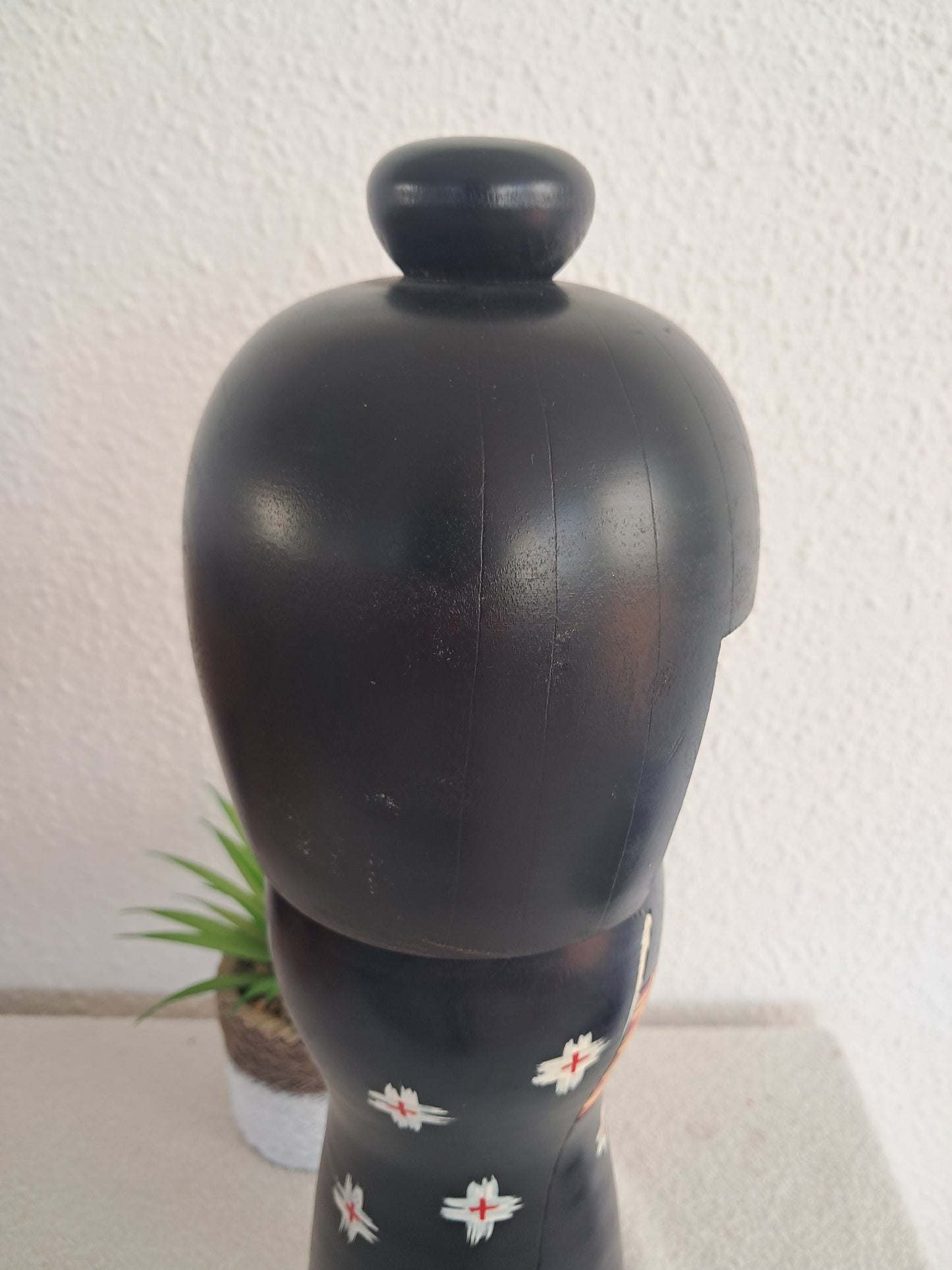 Rare Exclusive creative kokeshi by Kishi Sadao (1932-1998) XL 37cm