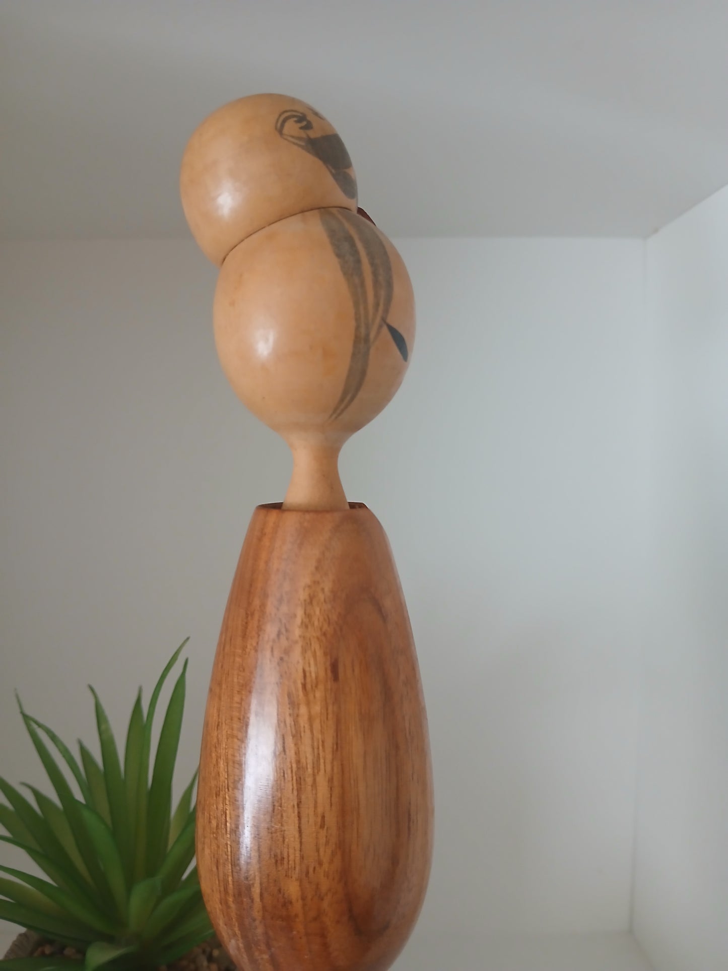 Vintage Sosaku kokeshi by Miyajima Muhitsu (1929-)