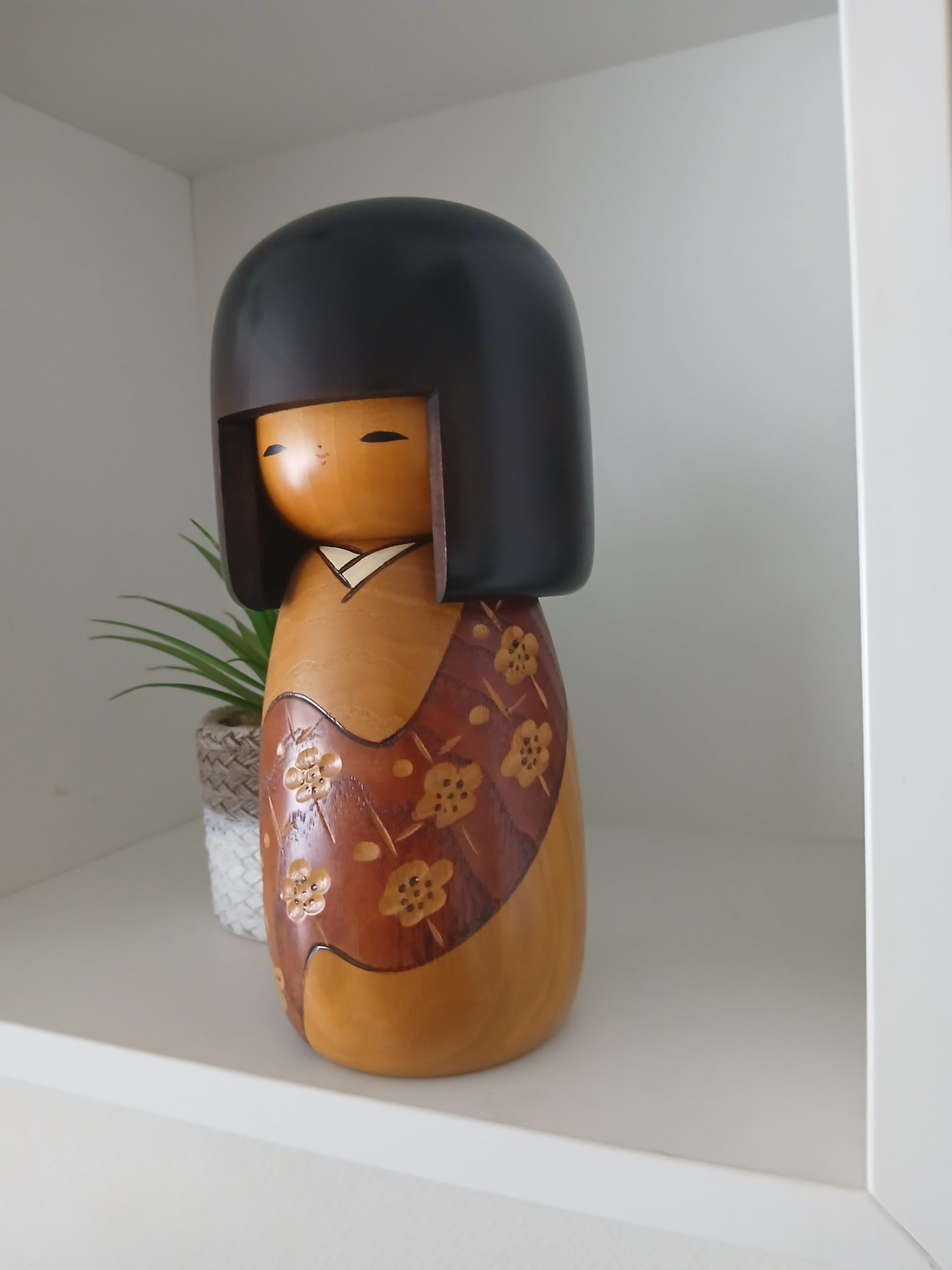 Vintage Gumma kokeshi by Usaburo