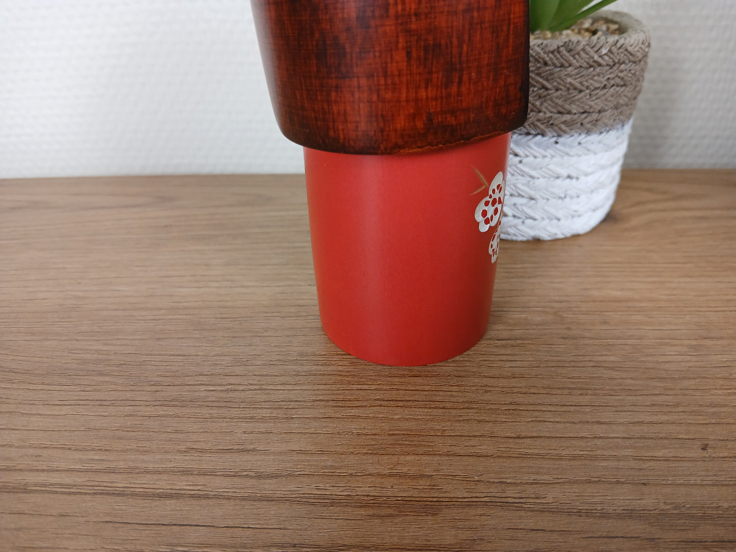 Vintage creative kokeshi with storage box - Dated 1981