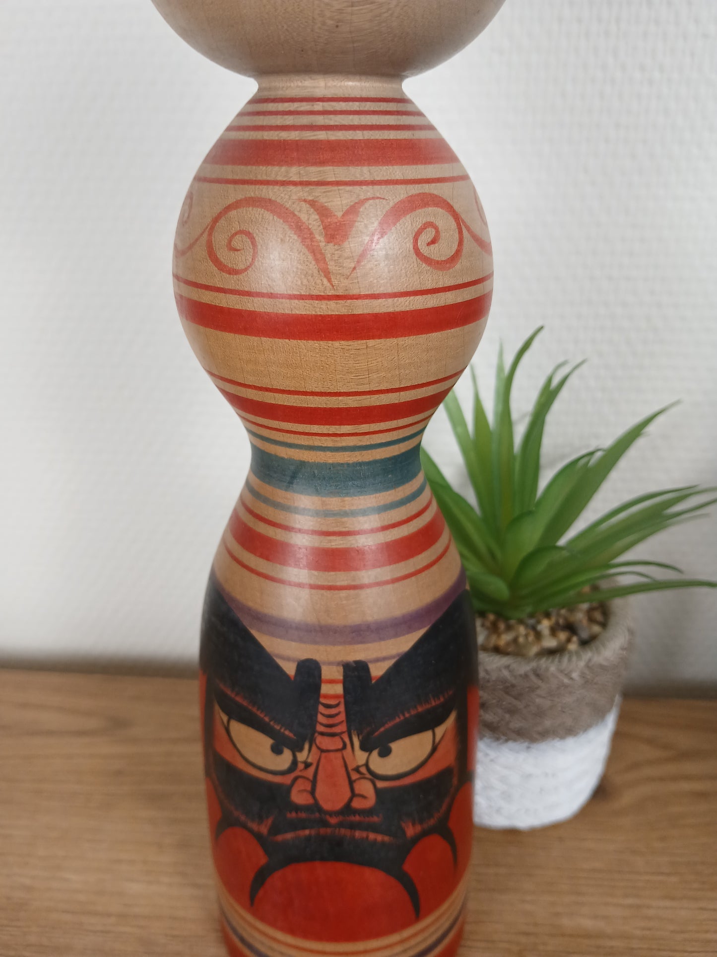 Vintage traditional Tsugaru kokeshi by Muramoto Fumio