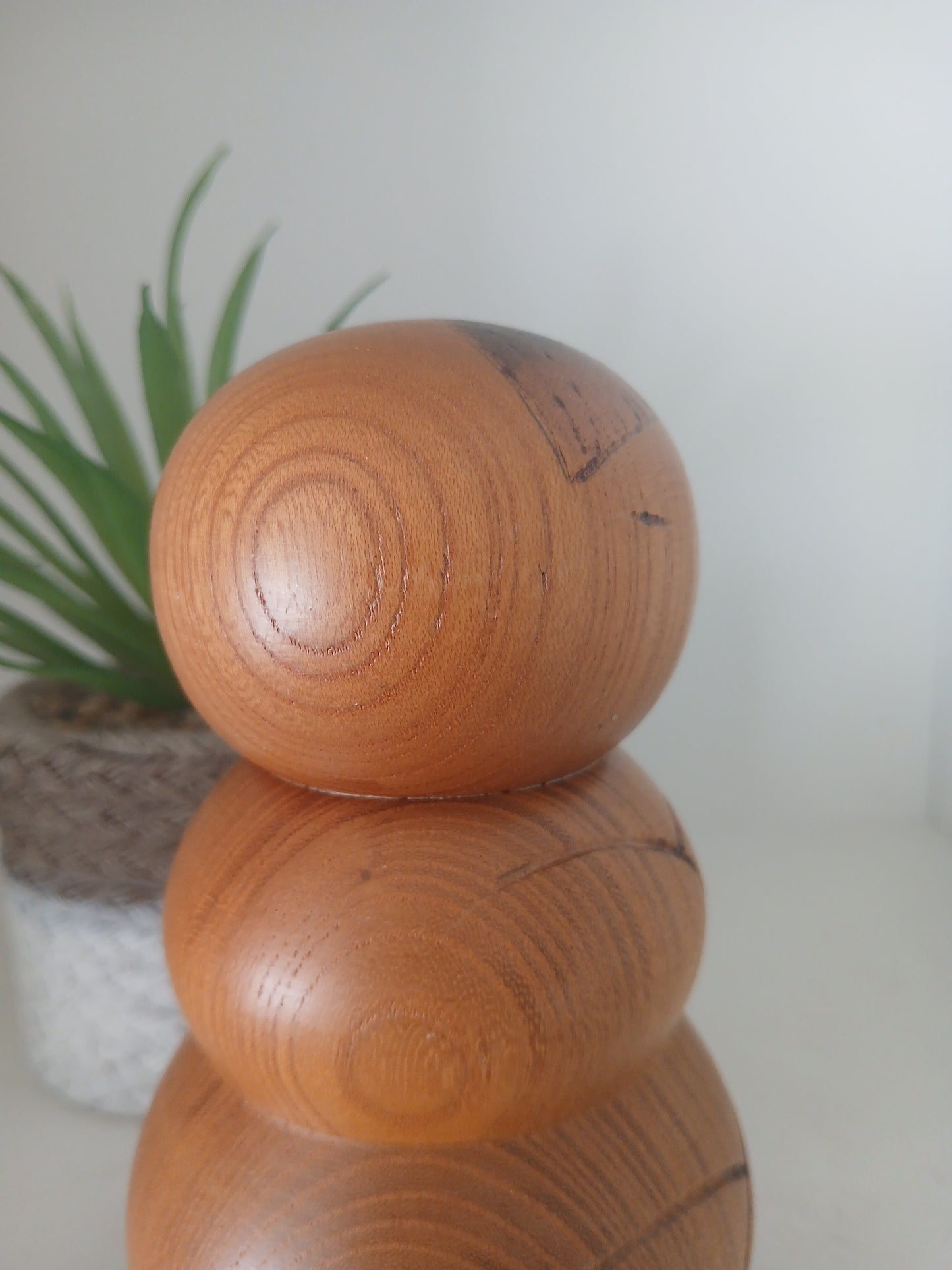 Exclusive Sosaku Kokeshi By Kato Tatsuo (1940-)