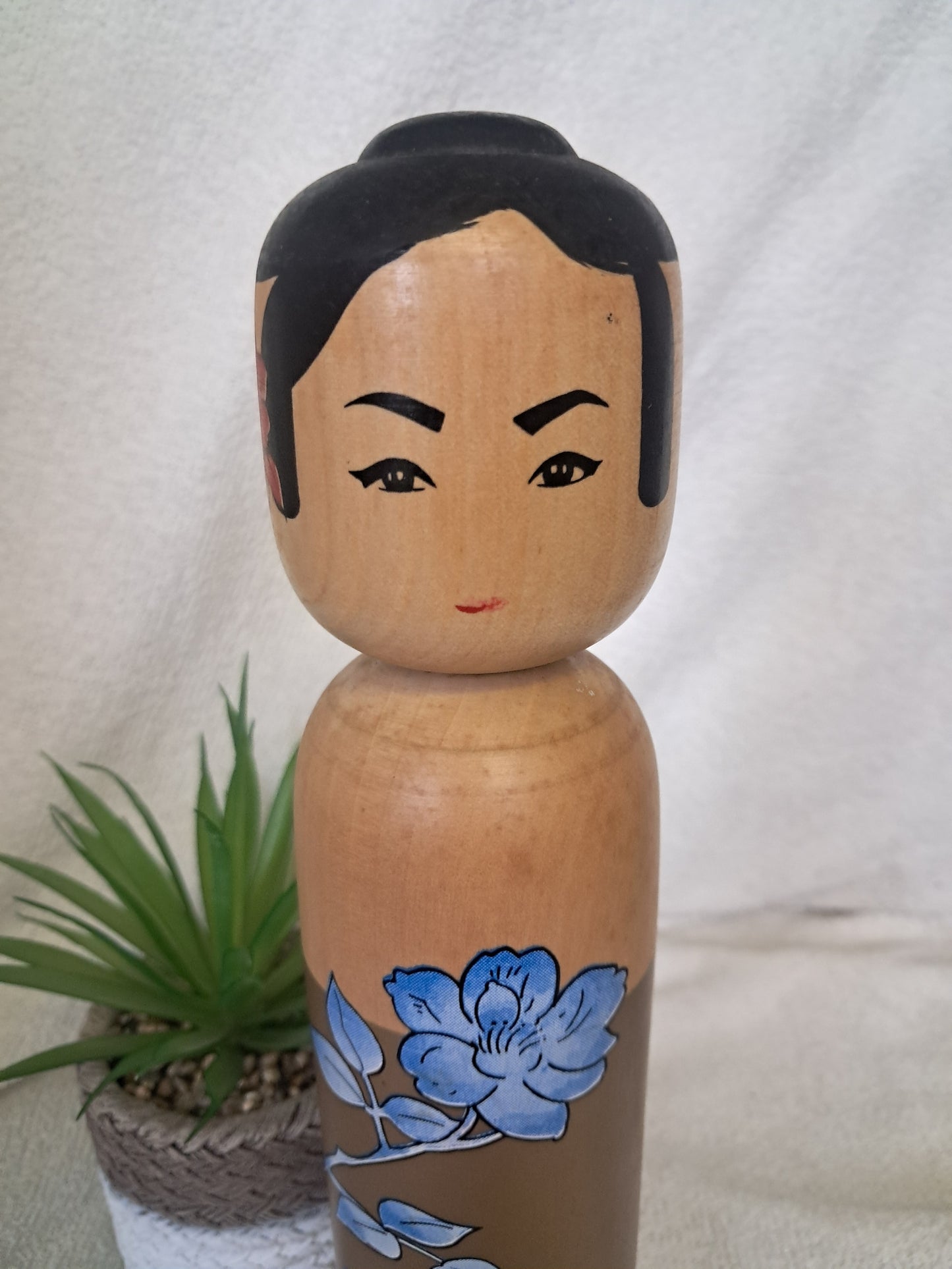 Amazing vintage traditional kokeshi