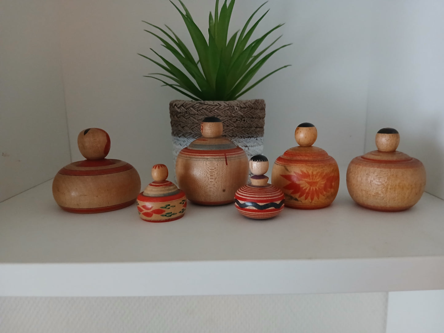 Vintage set of 6 different Ejiko kokeshi