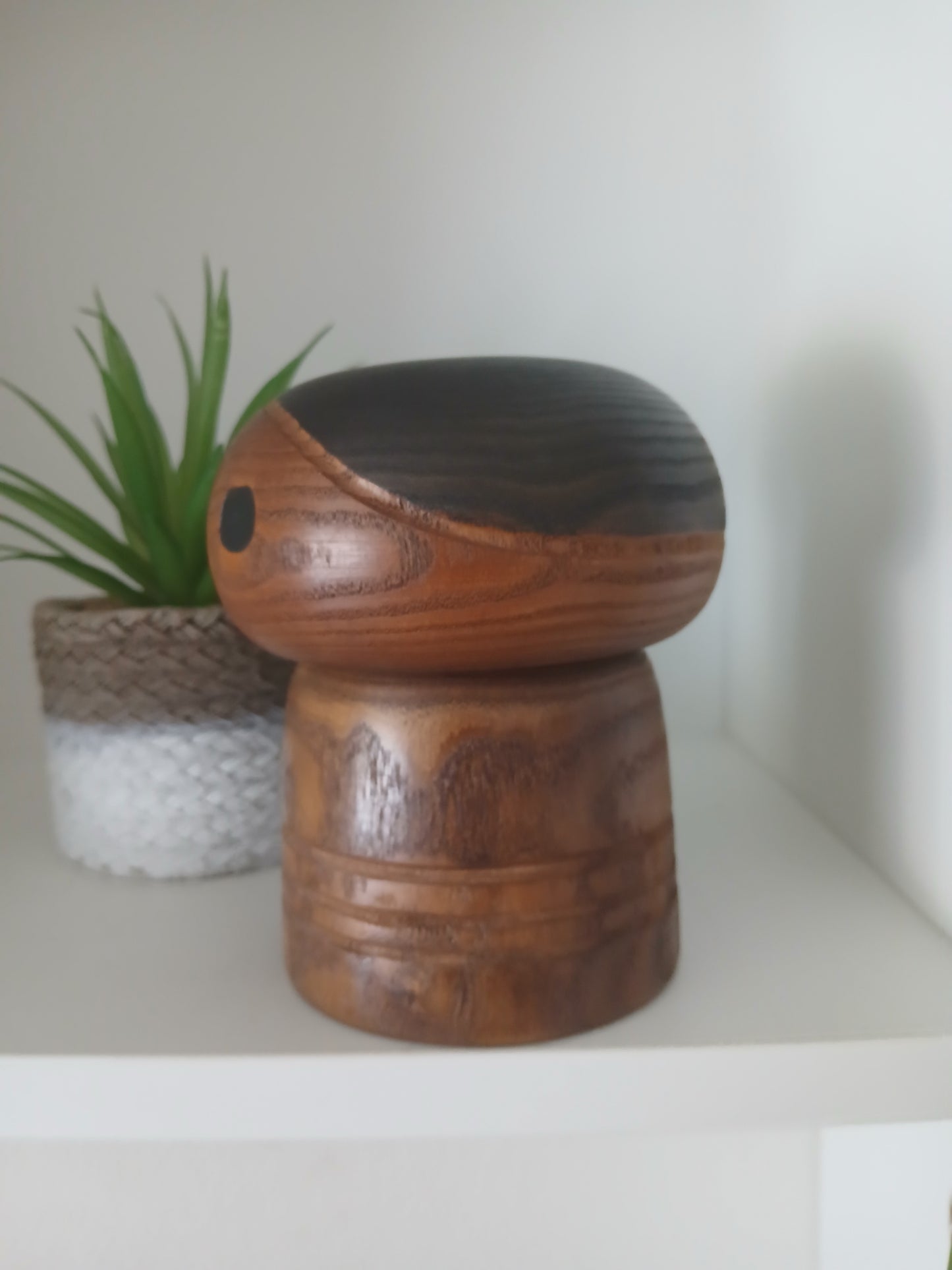 Rare vintage Sosaku kokeshi mad by Sanpei Yamanaka (1926-2012)